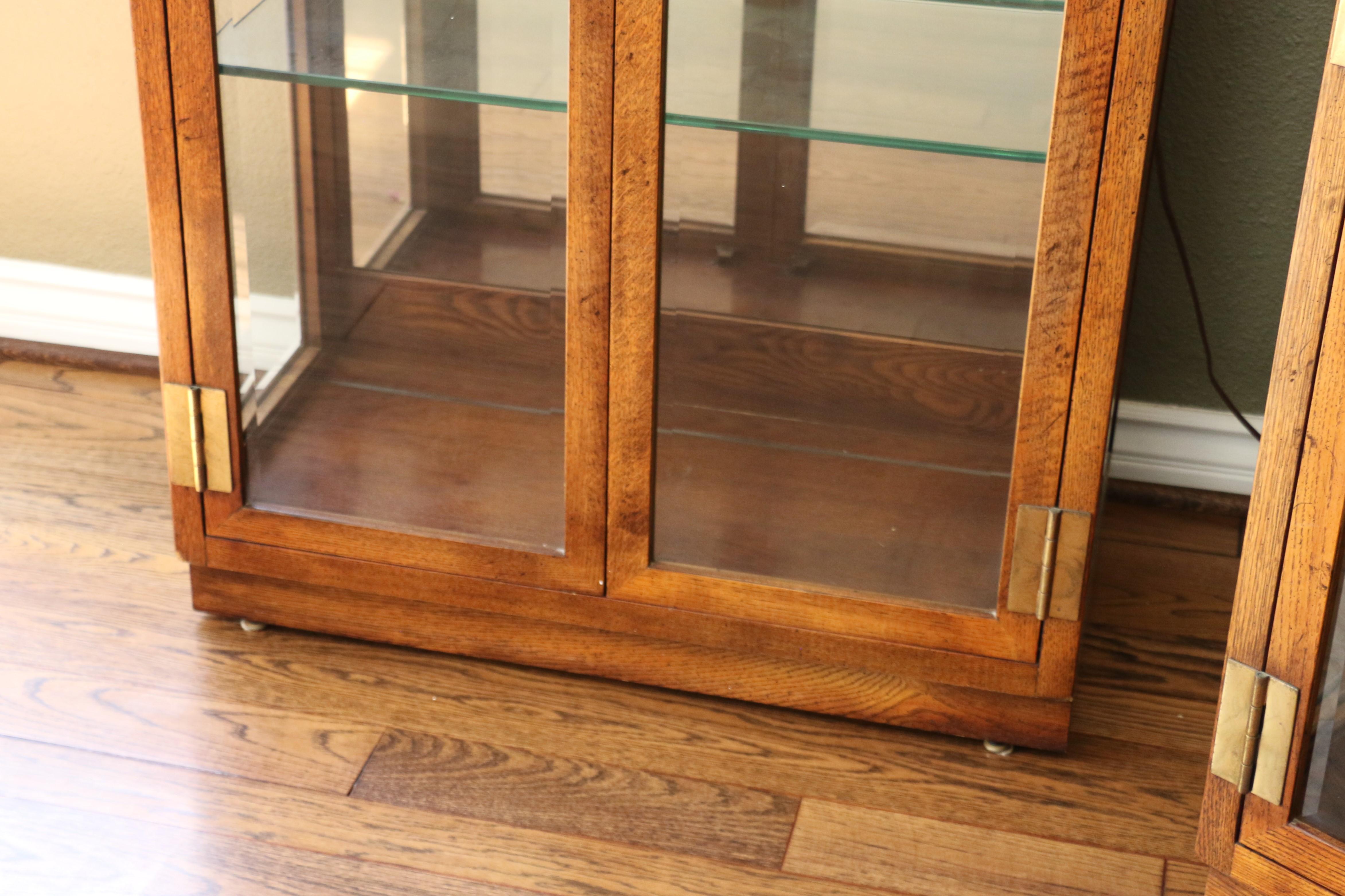 Pair of Vintage Curio Display Cabinets Campaign Style by Henredon, 1980s 3