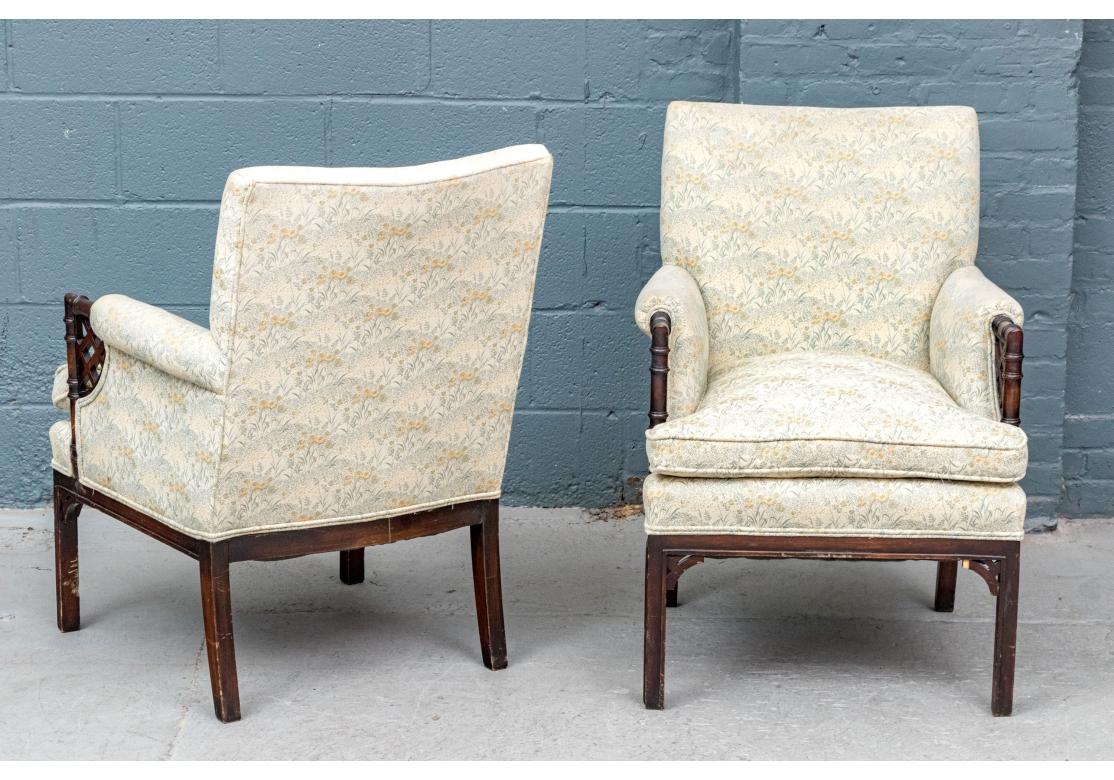 Pair Of Vintage Custom Upholstered Chinese Chippendale Style Club Chairs In condizioni discrete in vendita a Bridgeport, CT