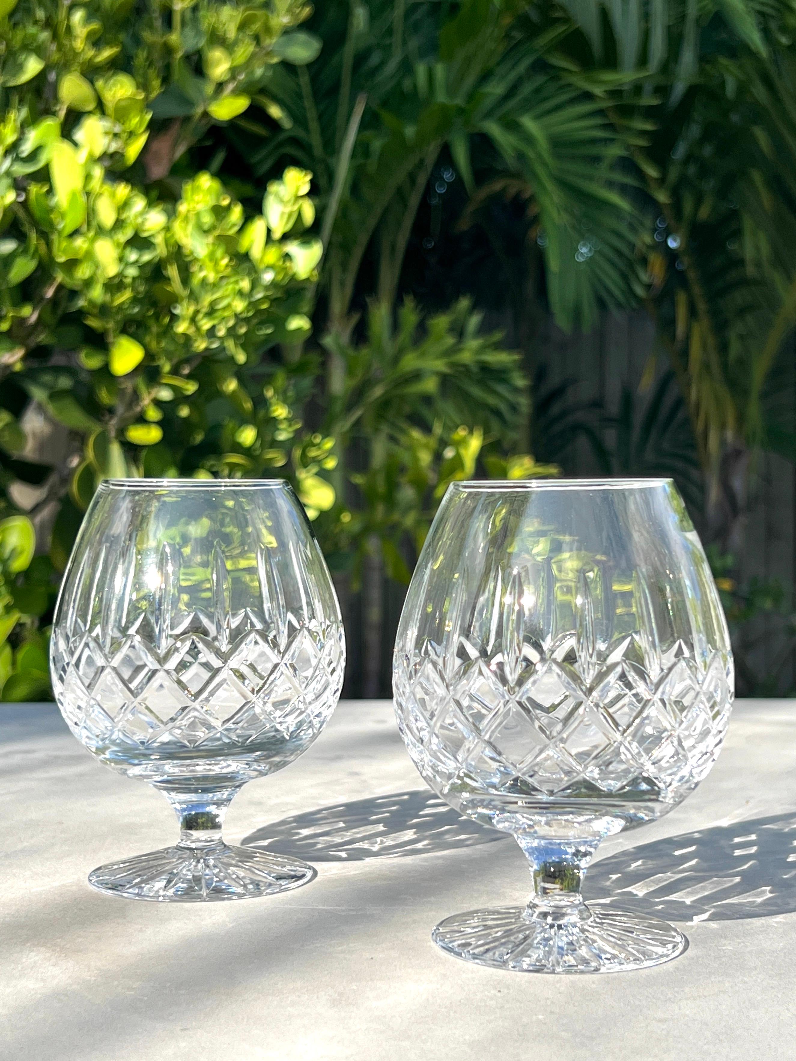 Paire de verres à liqueur vintage en cristal taillé par Waterford Crystal, vers 1980''s Bon état - En vente à Fort Lauderdale, FL