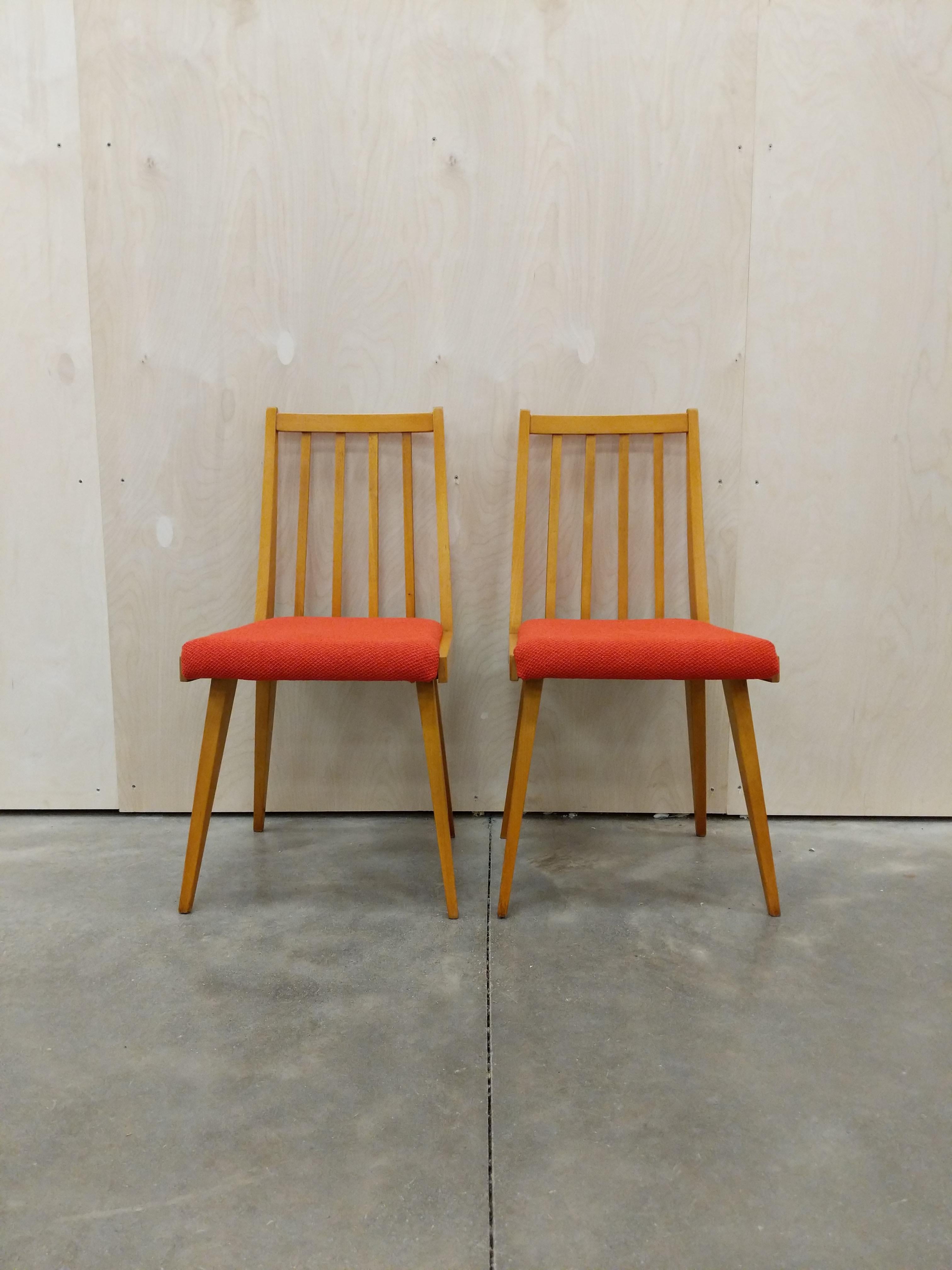 Pair of authentic vintage Czech mid century modern dining chairs.

This set is in excellent vintage condition with brand new Knoll upholstery and few signs of age-related wear (see photos).

We used Knoll 