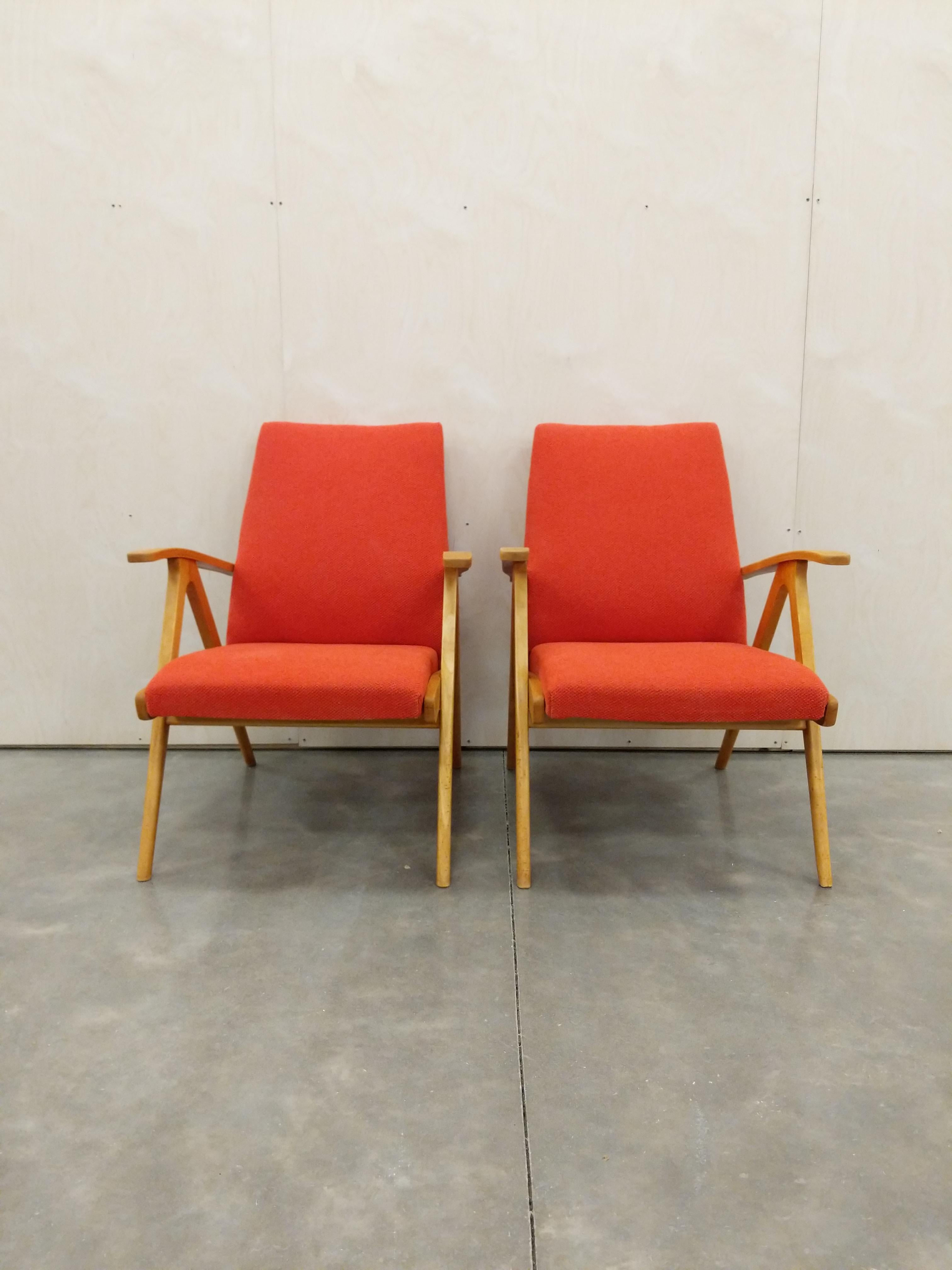 20th Century Pair of Vintage Czech Mid Century Modern Lounge Chairs For Sale