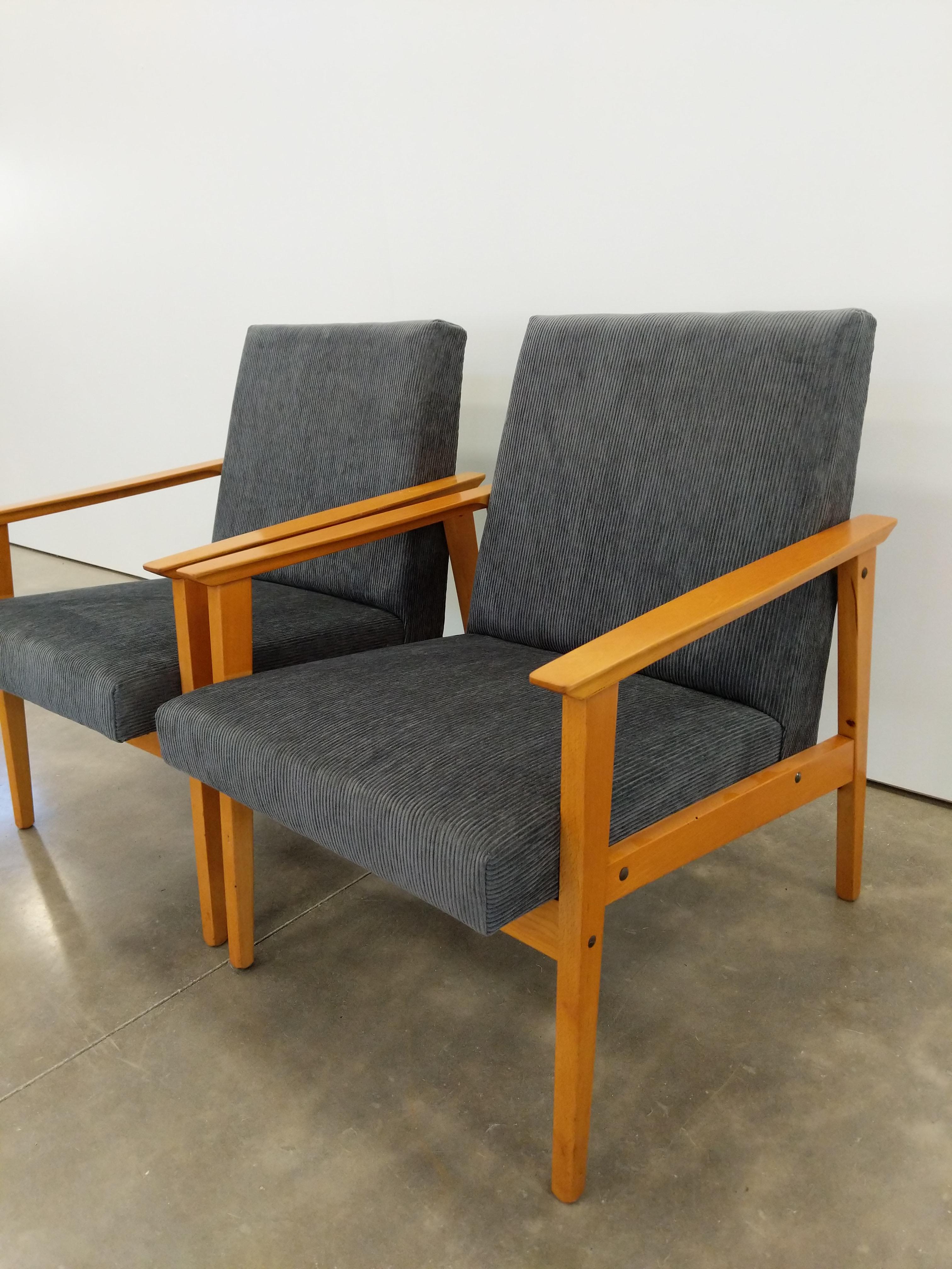 Pair of Vintage Czech Mid Century Modern Lounge Chairs For Sale 1
