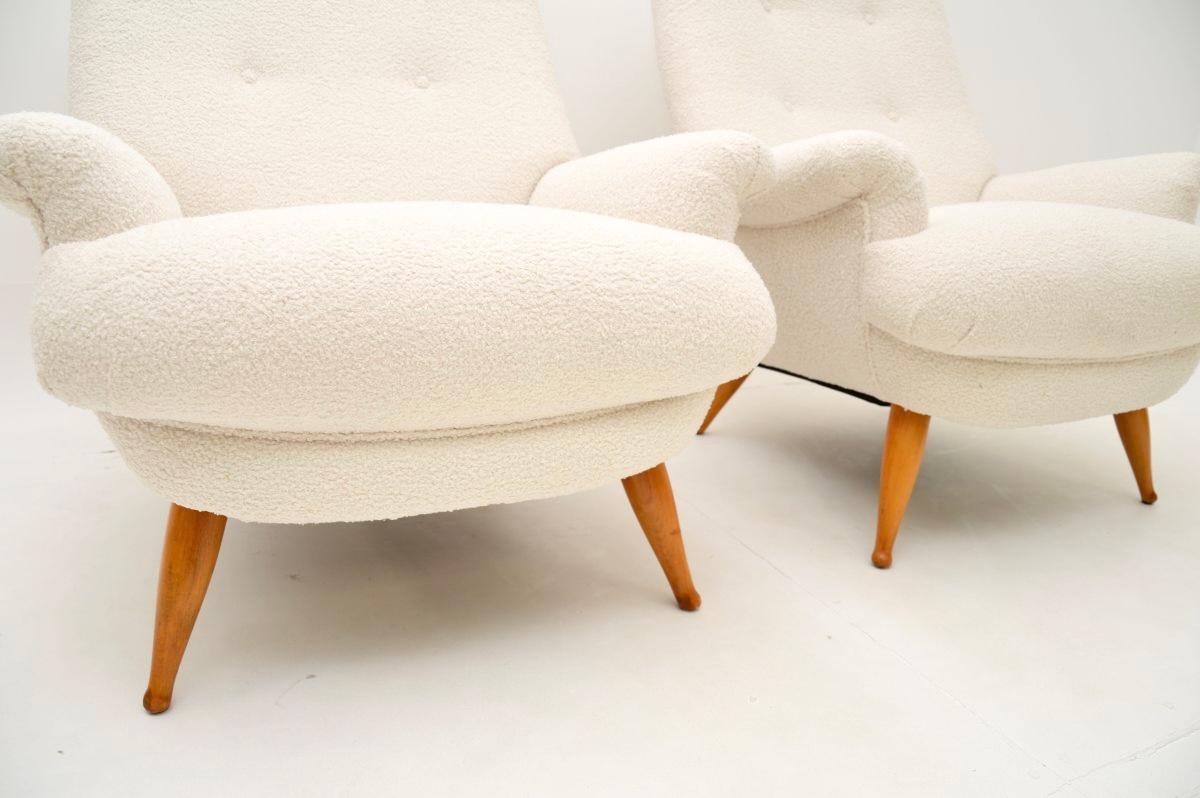 Bouclé Paire de fauteuils danois vintage par Berga Mobler en vente