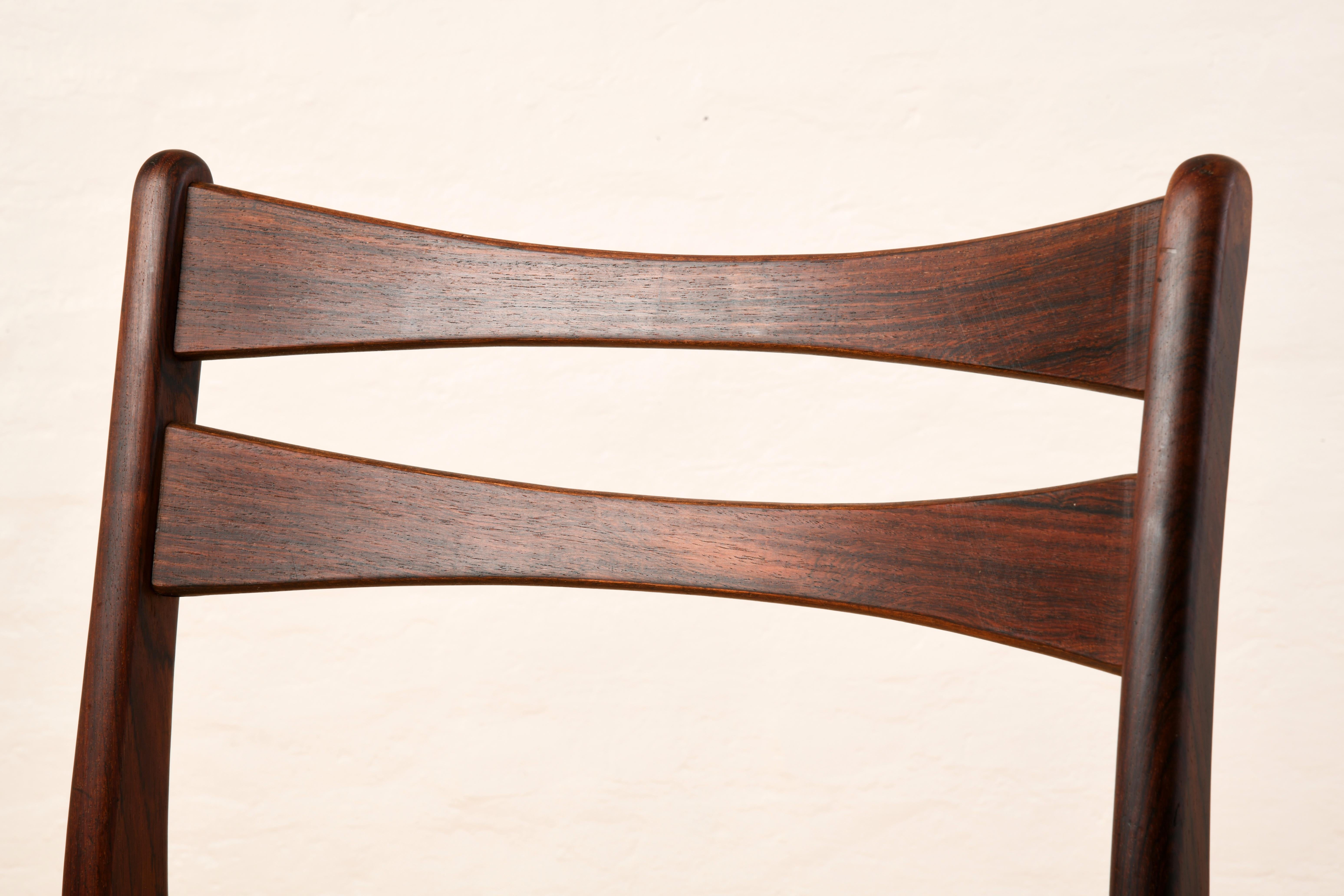 Pair of vintage danish chairs from the sixties, upholstered with wool. For Sale 6