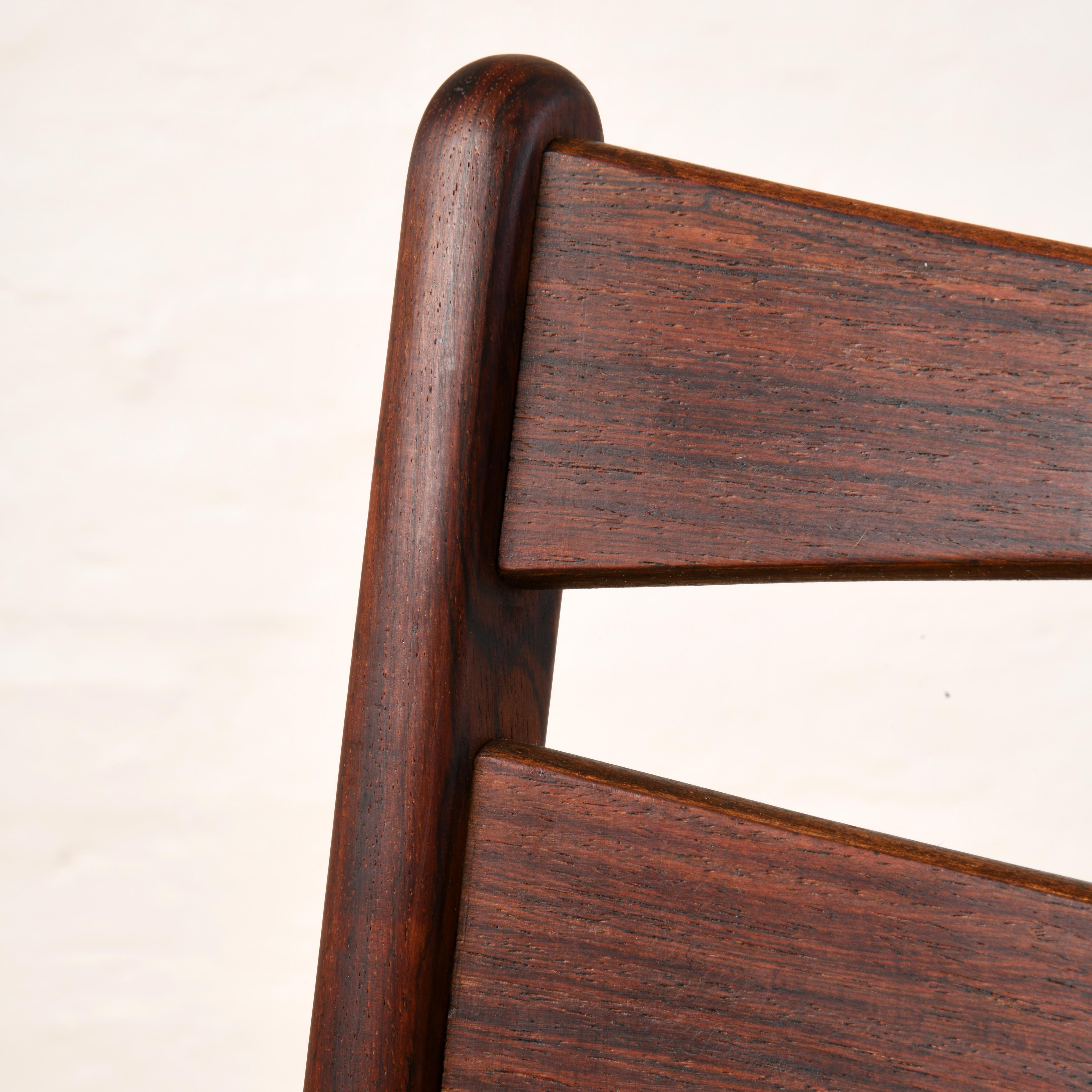 Pair of vintage danish chairs from the sixties, upholstered with wool. For Sale 8