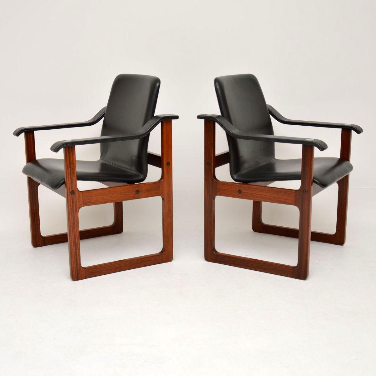 Mid-Century Modern Pair of Vintage Danish Leather Armchairs For Sale