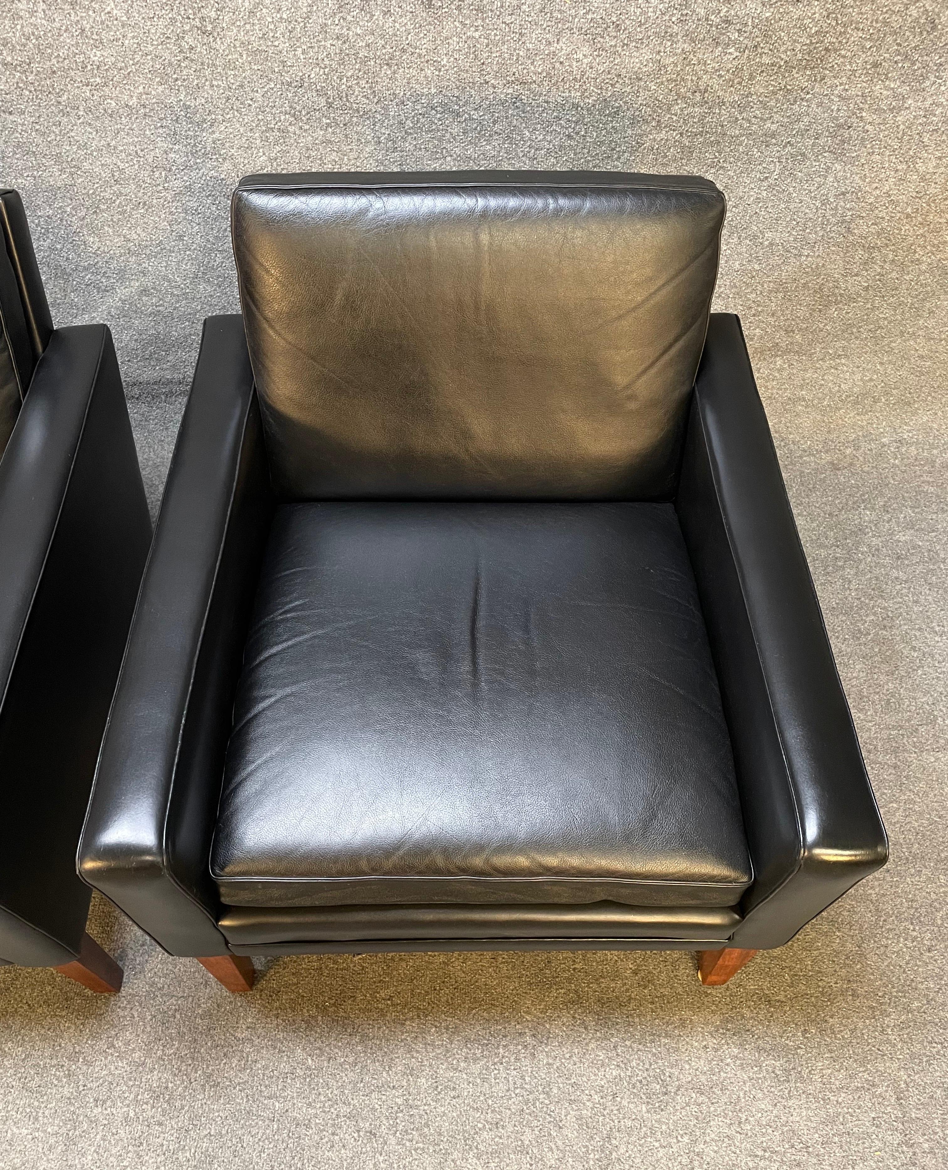 Pair of Vintage Danish Mid-Century Modern Club Chairs in Leather and Rosewood 4