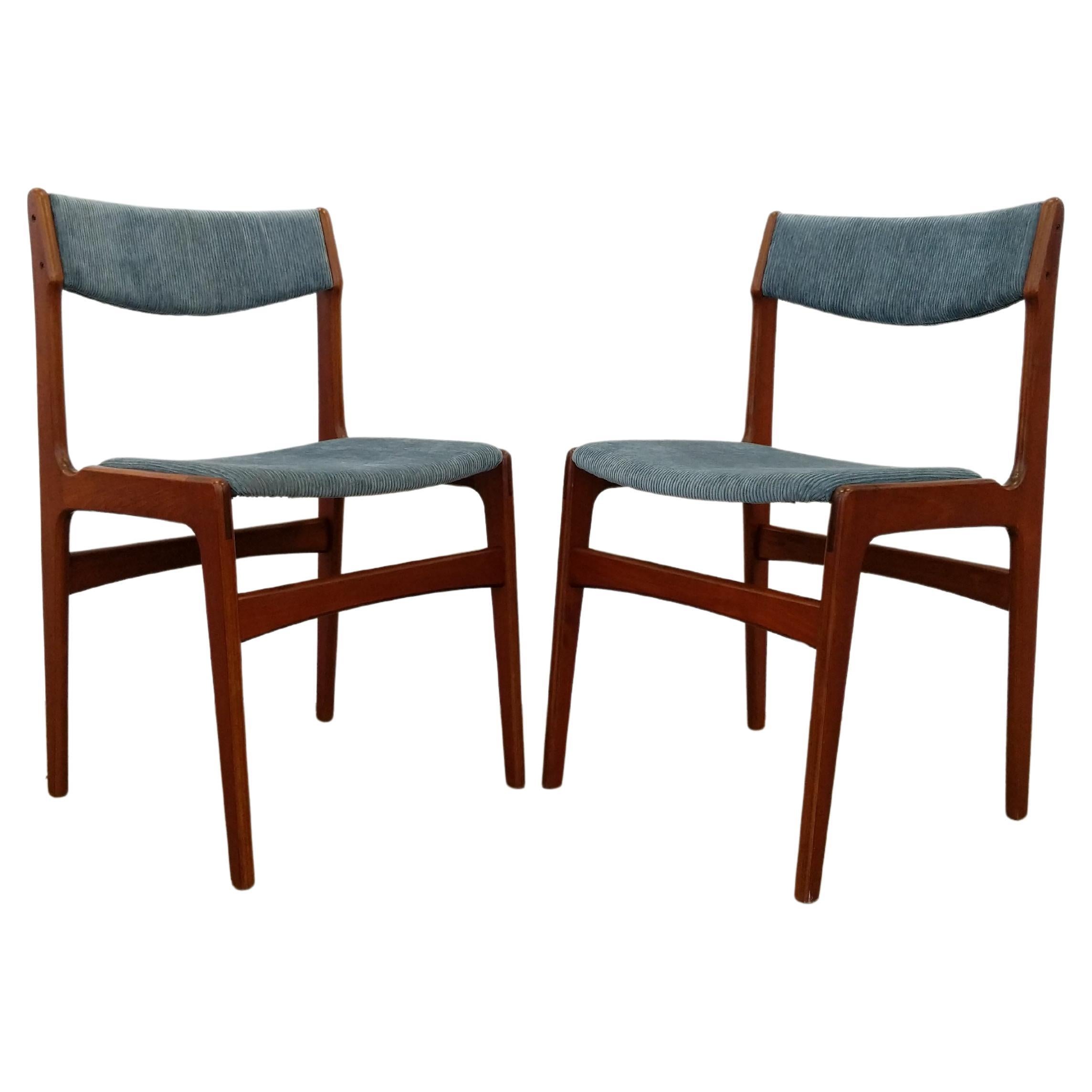 Pair of Vintage Danish Mid Century Modern Erik Buch Dining Chairs