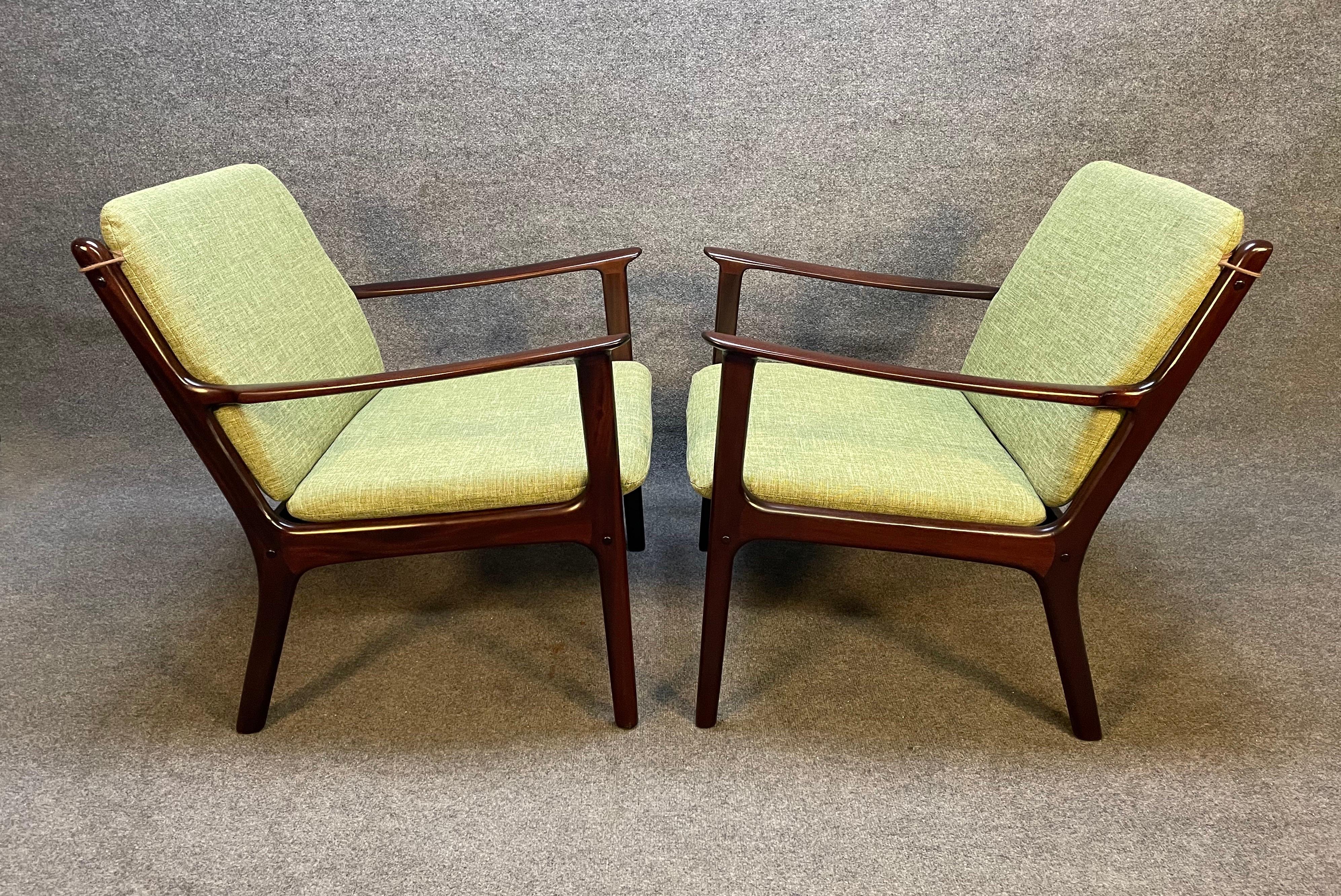 Mahogany Pair of Vintage Danish Mid-Century Modern Lounge Chair 