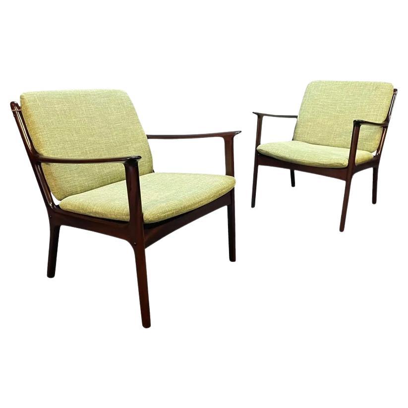 Pair of Vintage Danish Mid-Century Modern Lounge Chair "Pj112" by Ole Wanscher For Sale