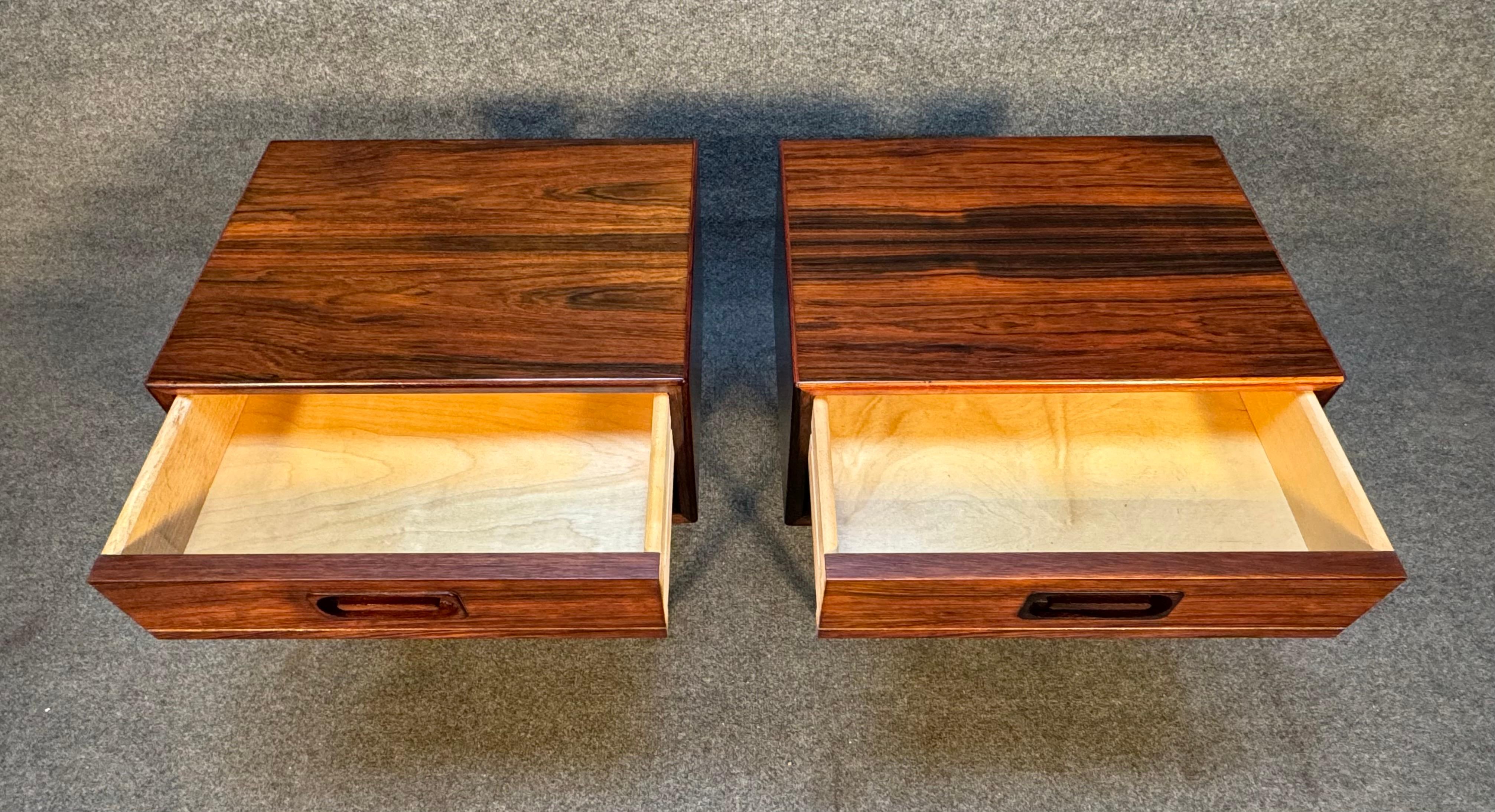 Woodwork Pair of Vintage Danish Mid Century Modern Rosewood Nightstands For Sale