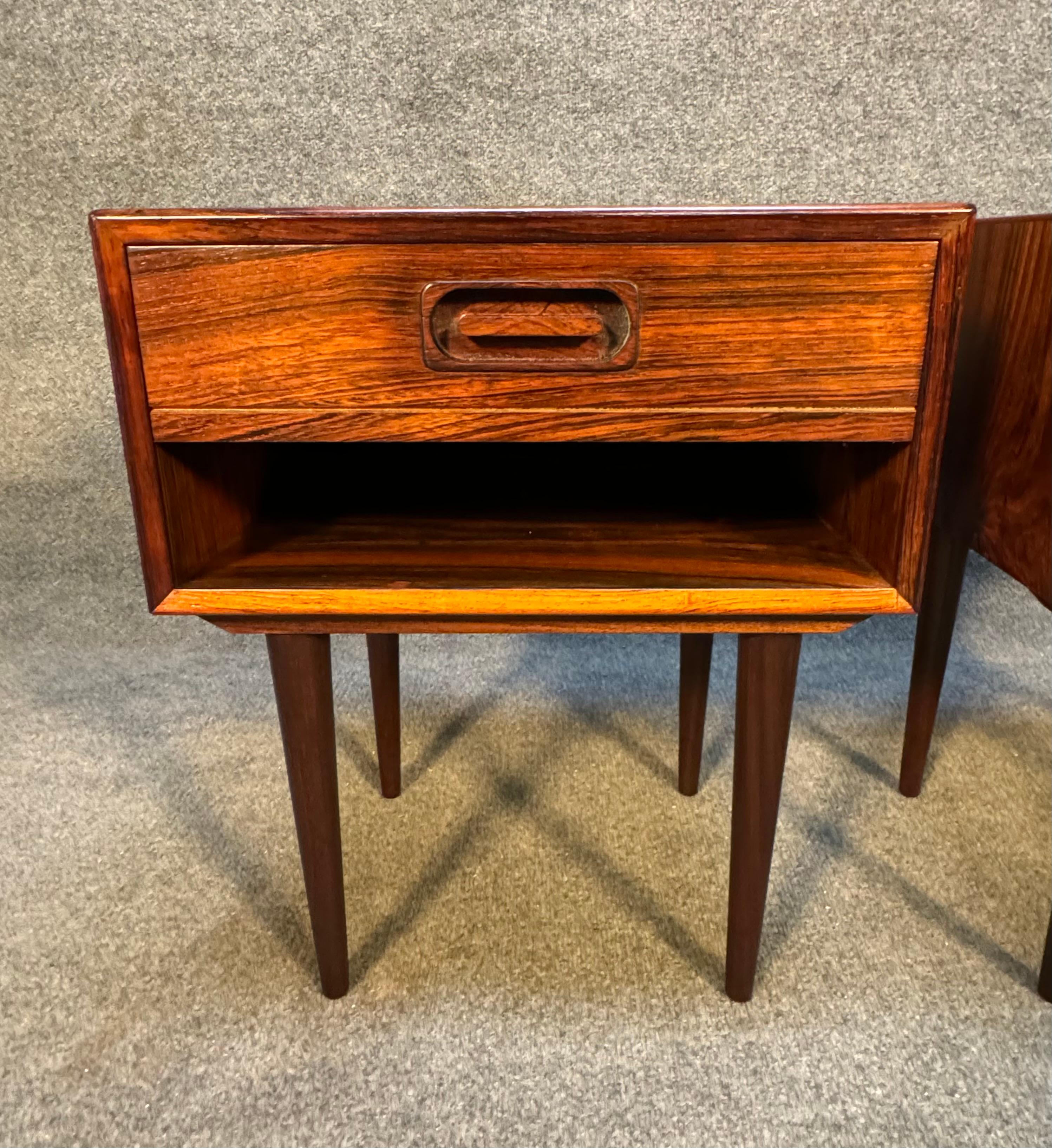 Pair of Vintage Danish Mid Century Modern Rosewood Nightstands For Sale 2