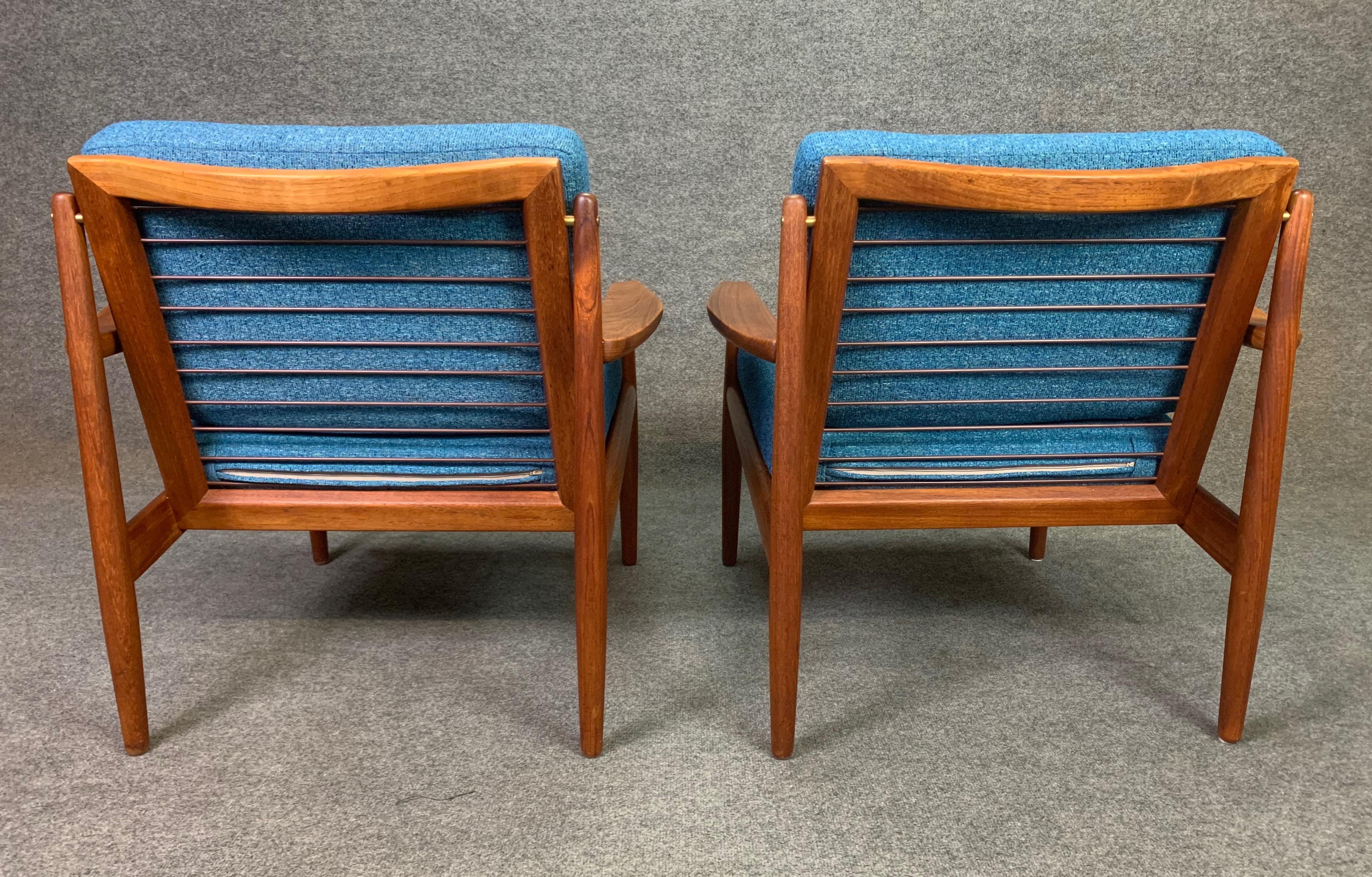 Pair of Vintage Danish Midcentury Teak Easy Chairs by Arne Vodder for Glostrup 5