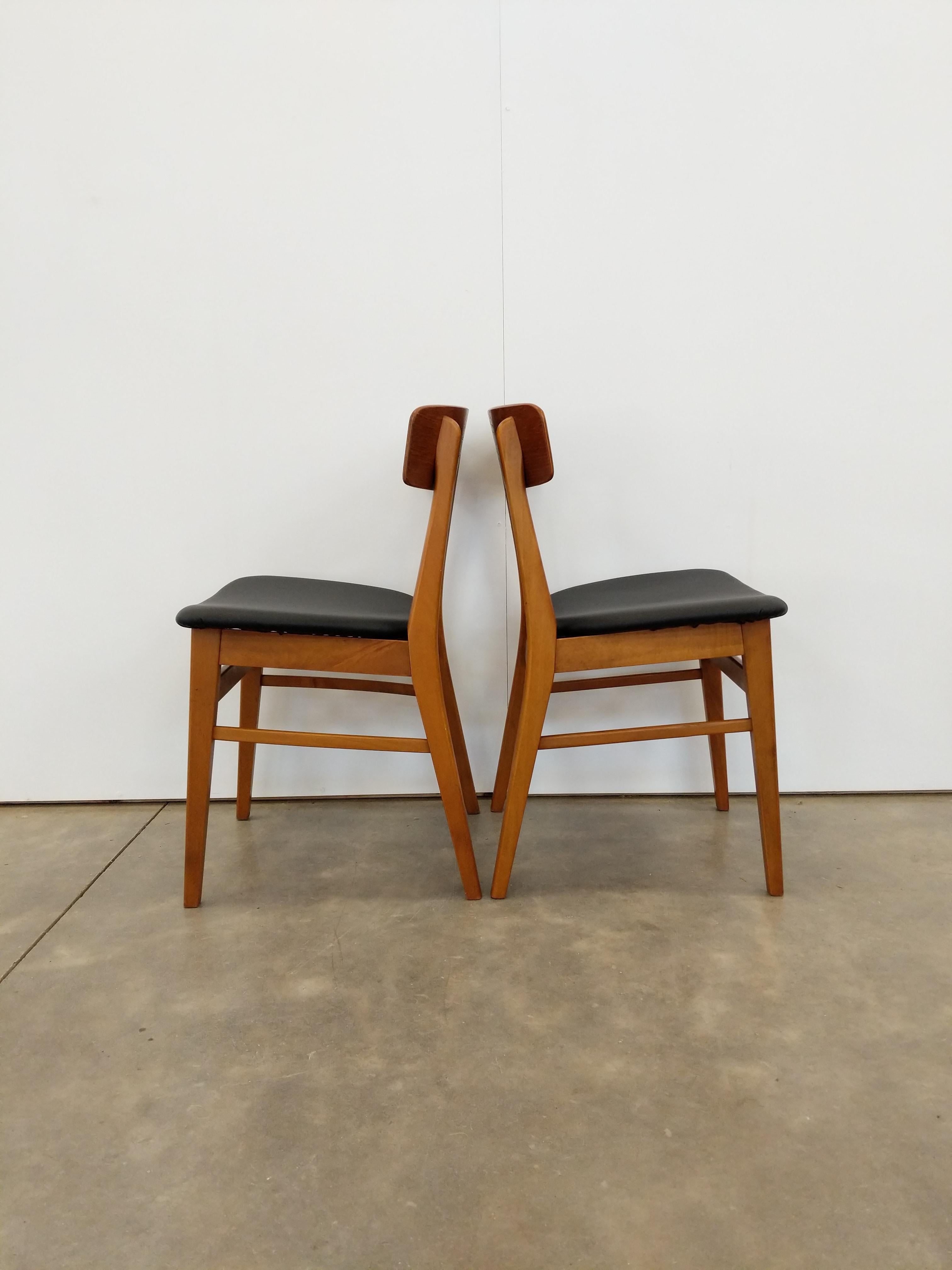 Pair of Vintage Danish Modern Dining Chairs by Farstrup (Dänisch)