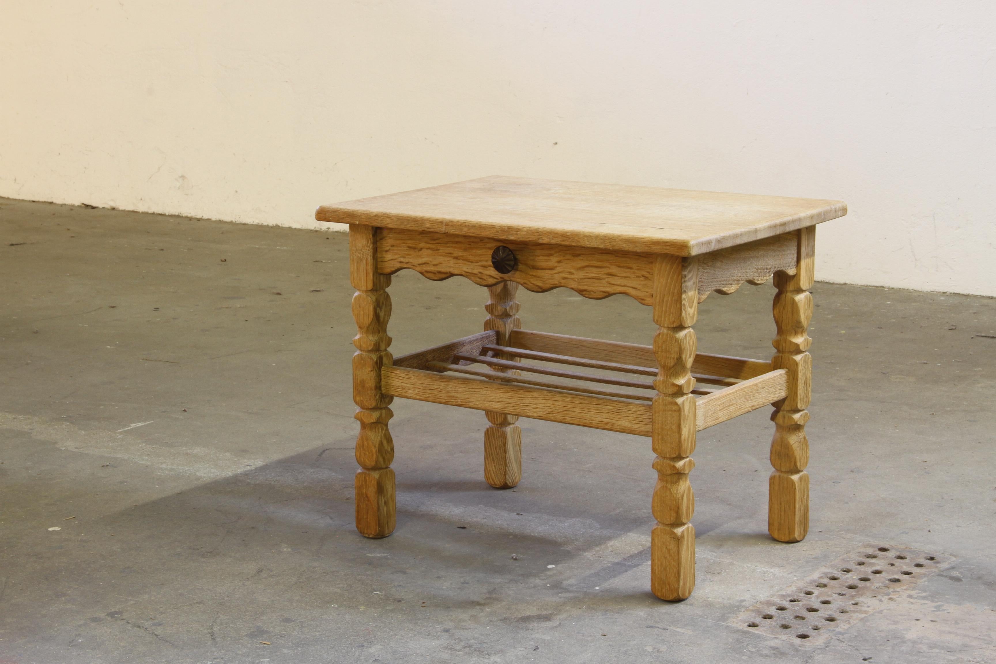 Coppia di comodini d'epoca in Oak Oak con. Cassetto e ripiano, stile Kjærnulf, anni '70 in vendita 6