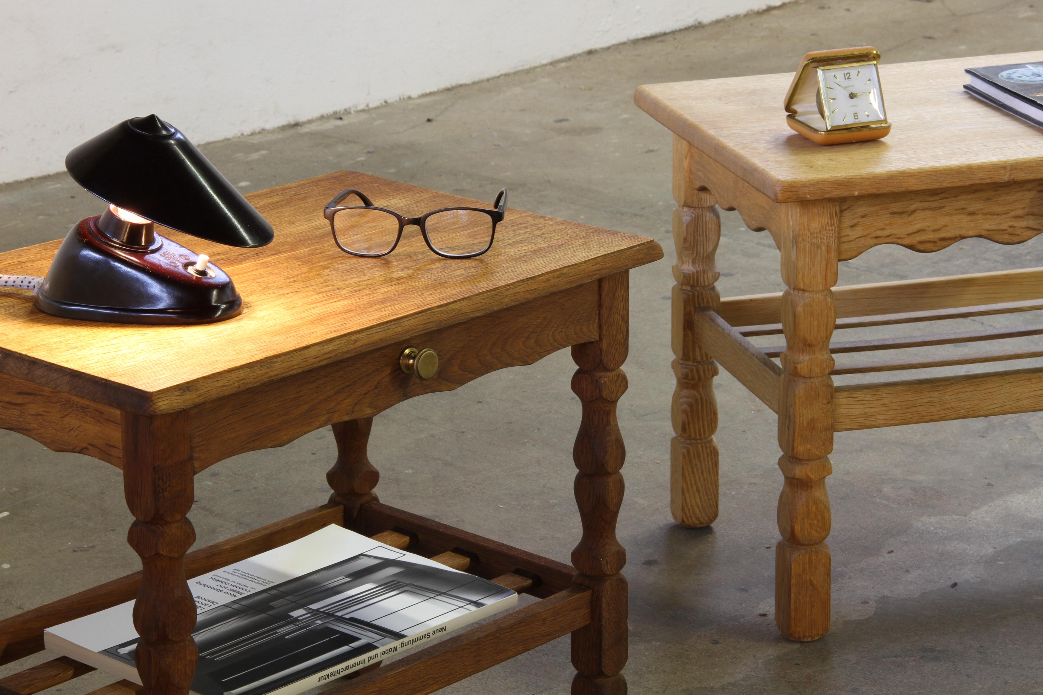 Coppia di comodini d'epoca in Oak Oak con. Cassetto e ripiano, stile Kjærnulf, anni '70 in vendita 11