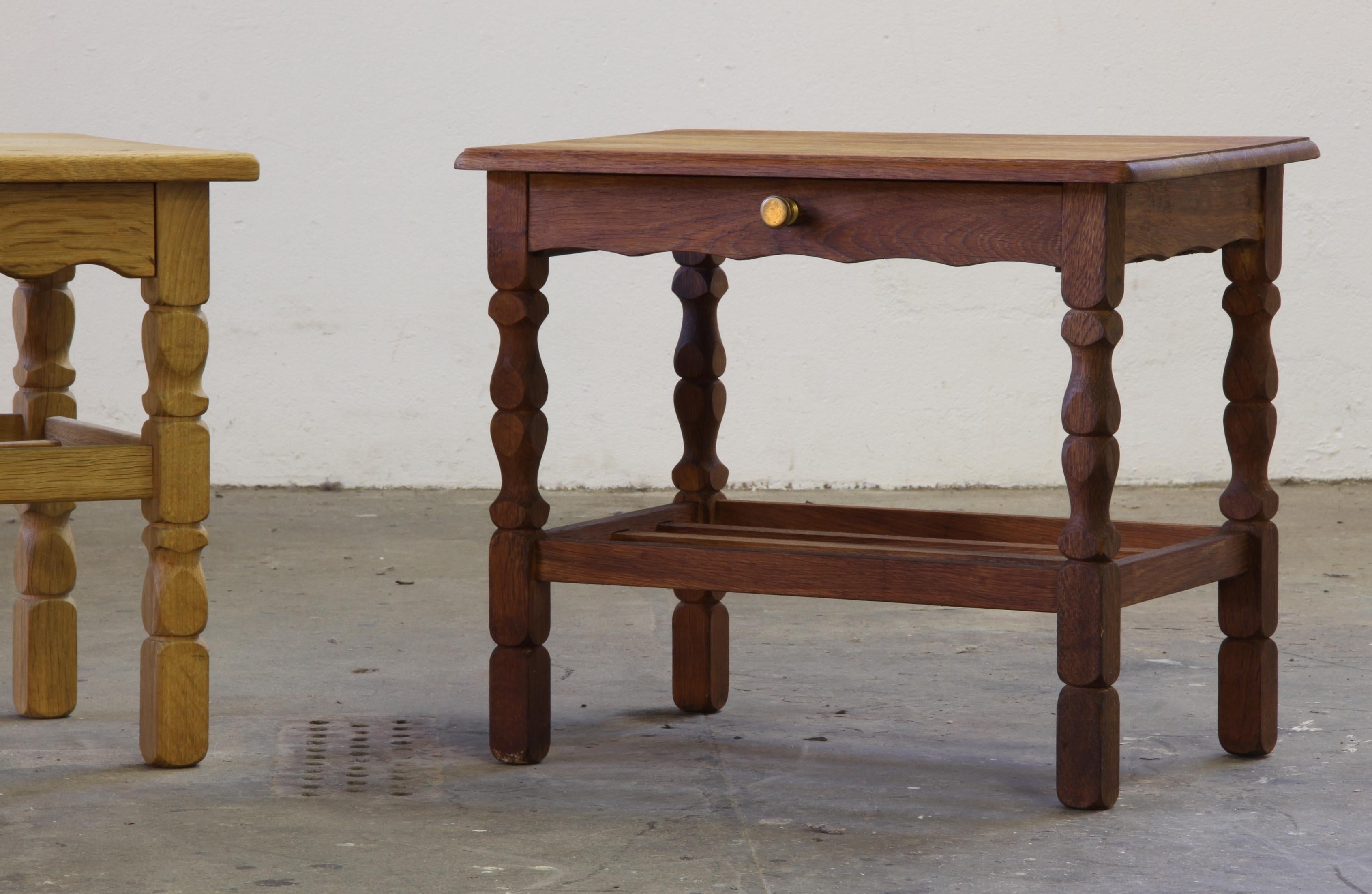 Mid-Century moderno Coppia di comodini d'epoca in Oak Oak con. Cassetto e ripiano, stile Kjærnulf, anni '70 in vendita