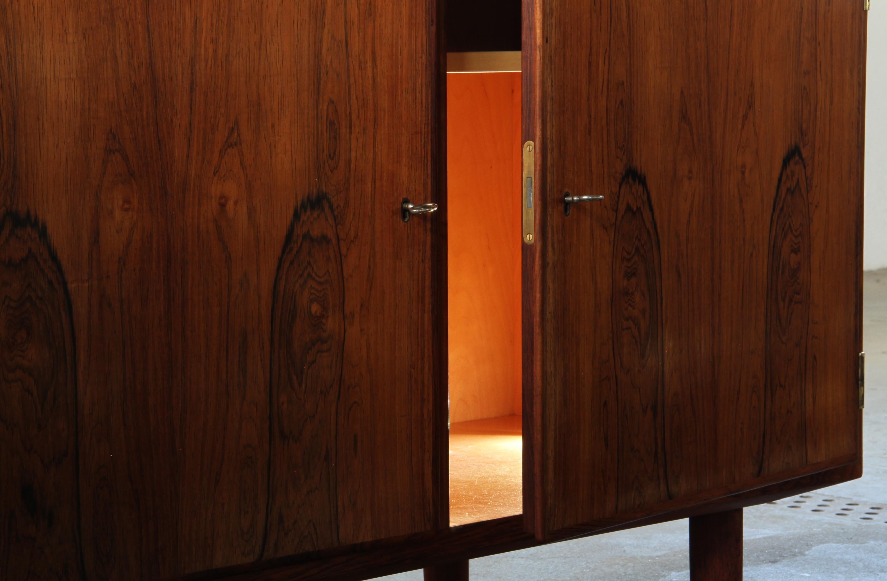 Pair of Vintage Danish Rosewood Sideboards by Poul Hundevad - Hundevad &Co 1960s For Sale 6