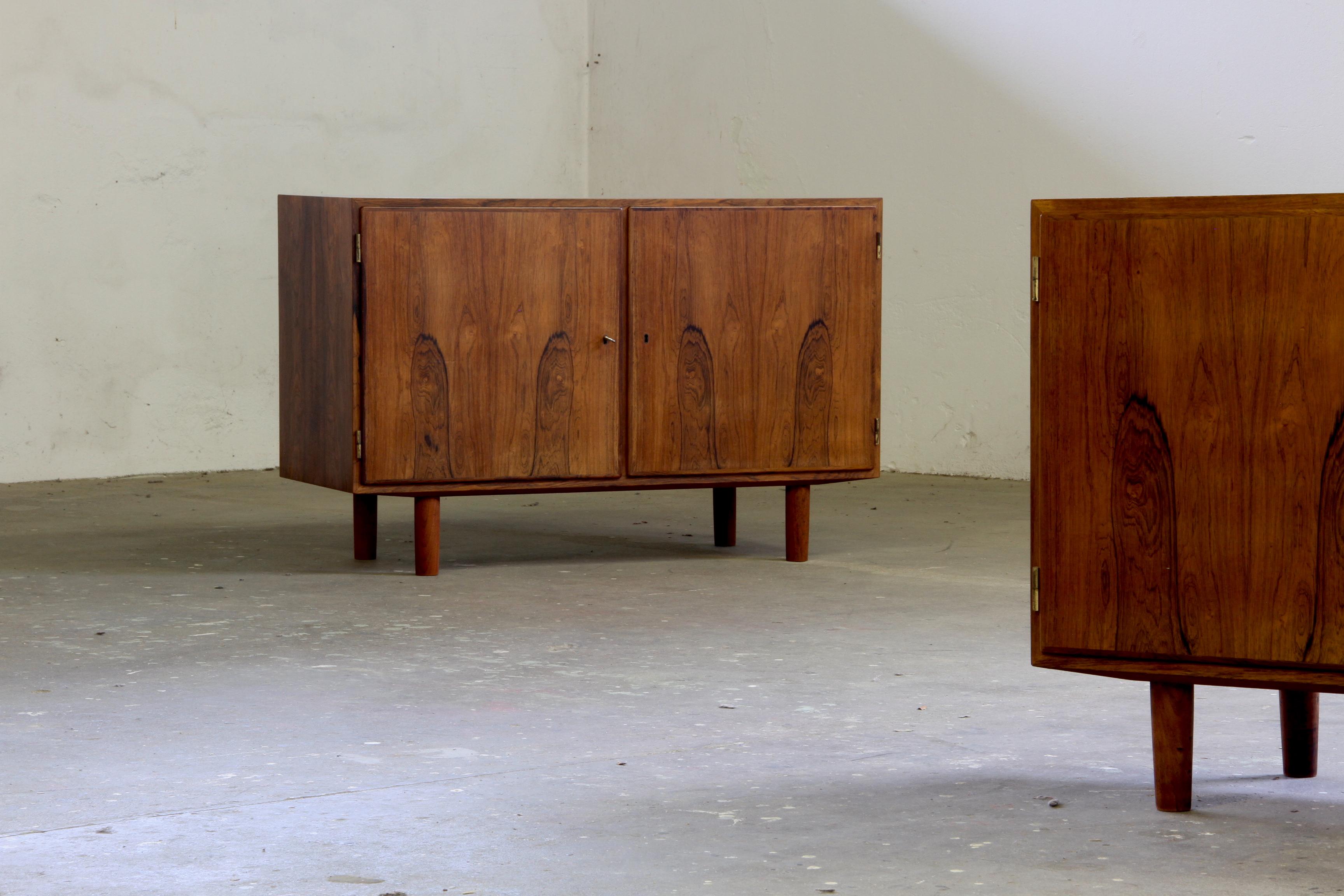 Pair of Vintage Danish Rosewood Sideboards by Poul Hundevad - Hundevad &Co 1960s For Sale 11