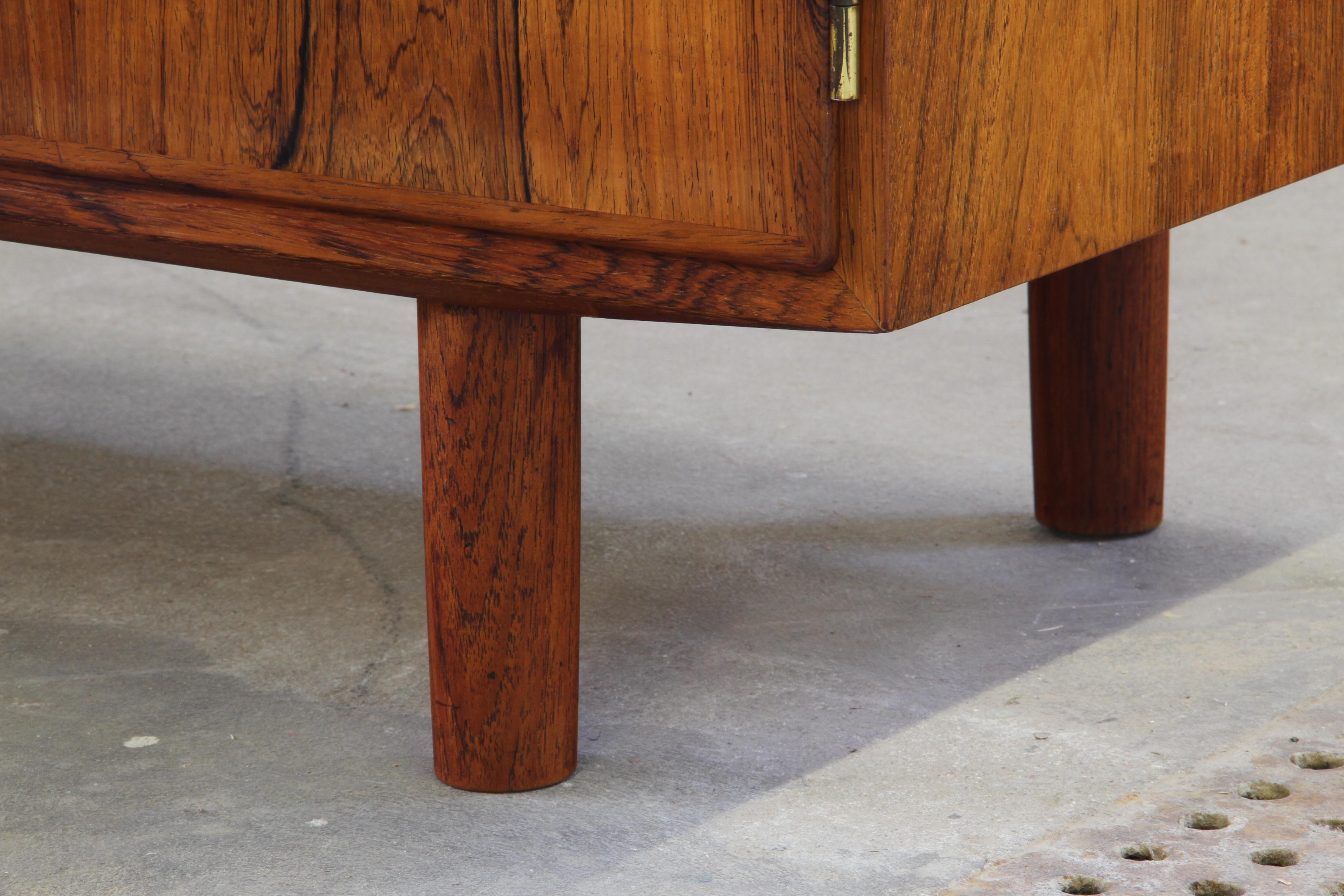 Mid-Century Modern Pair of Vintage Danish Rosewood Sideboards by Poul Hundevad - Hundevad &Co 1960s For Sale