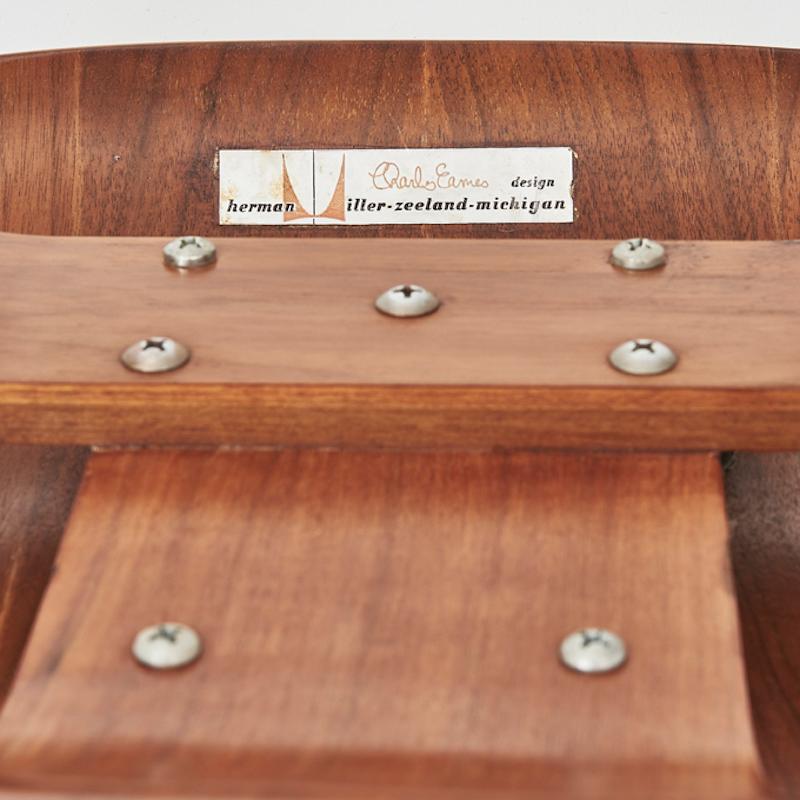 Coppia di sedie vintage DCW di Charles and Ray Eames per Herman Miller in vendita 3