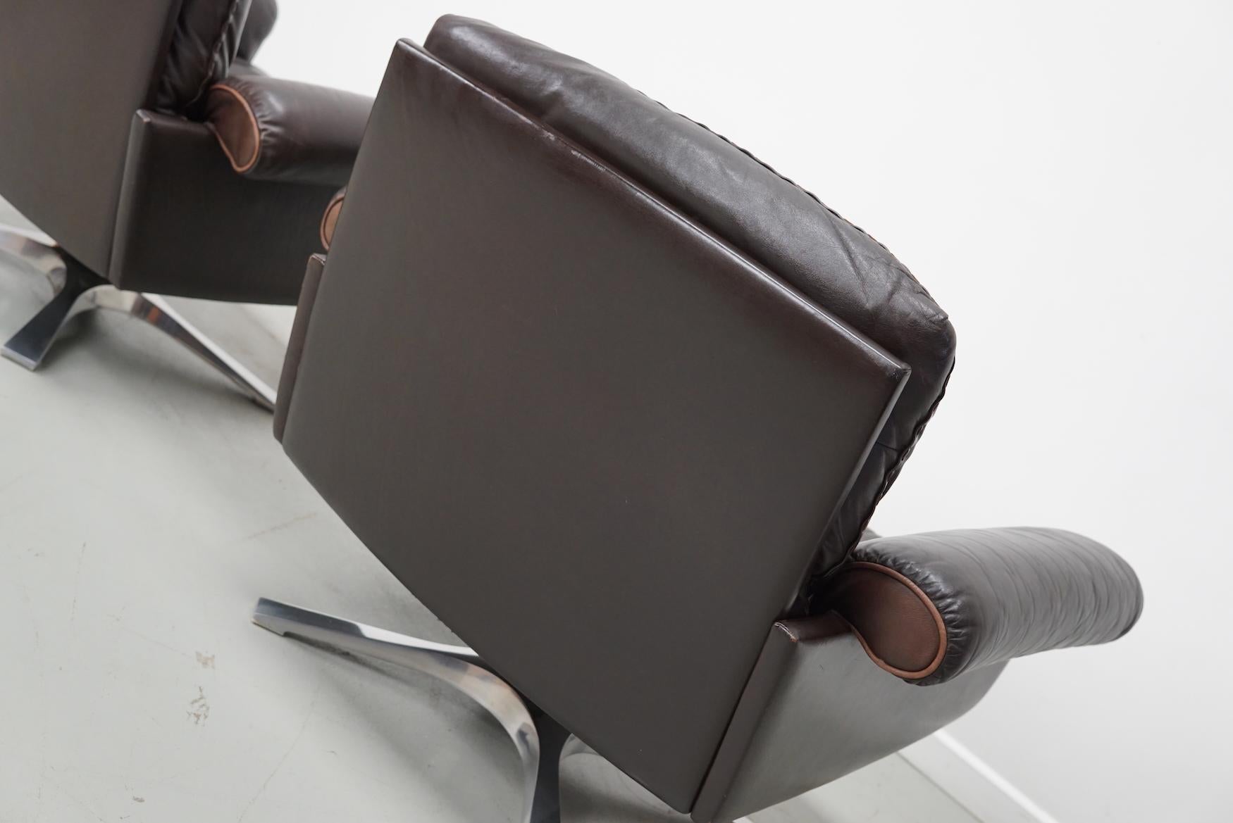 Paire de fauteuils pivotants en cuir Brown De Sede DS-31 d'époque en vente 8