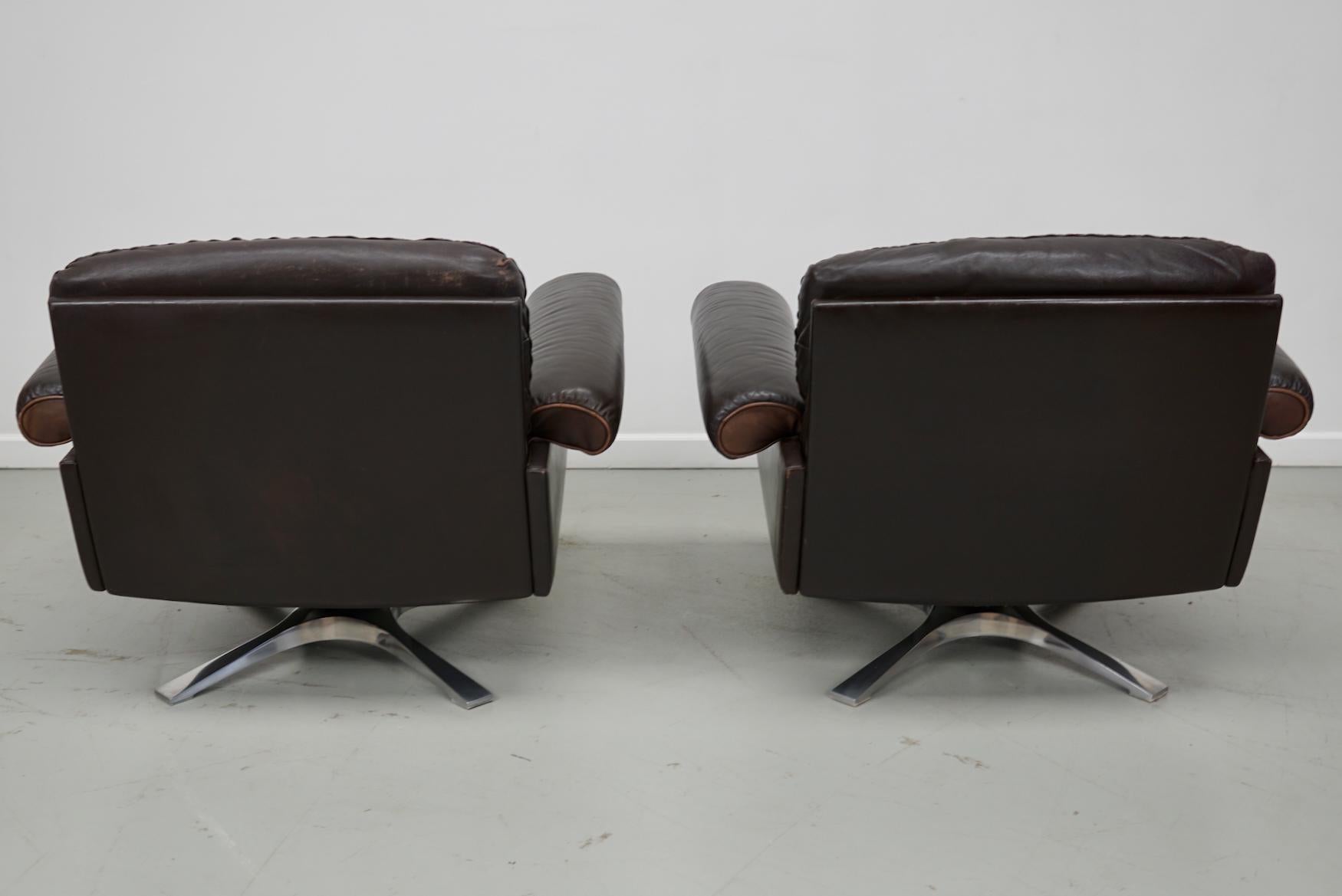 Paire de fauteuils pivotants en cuir Brown De Sede DS-31 d'époque en vente 12