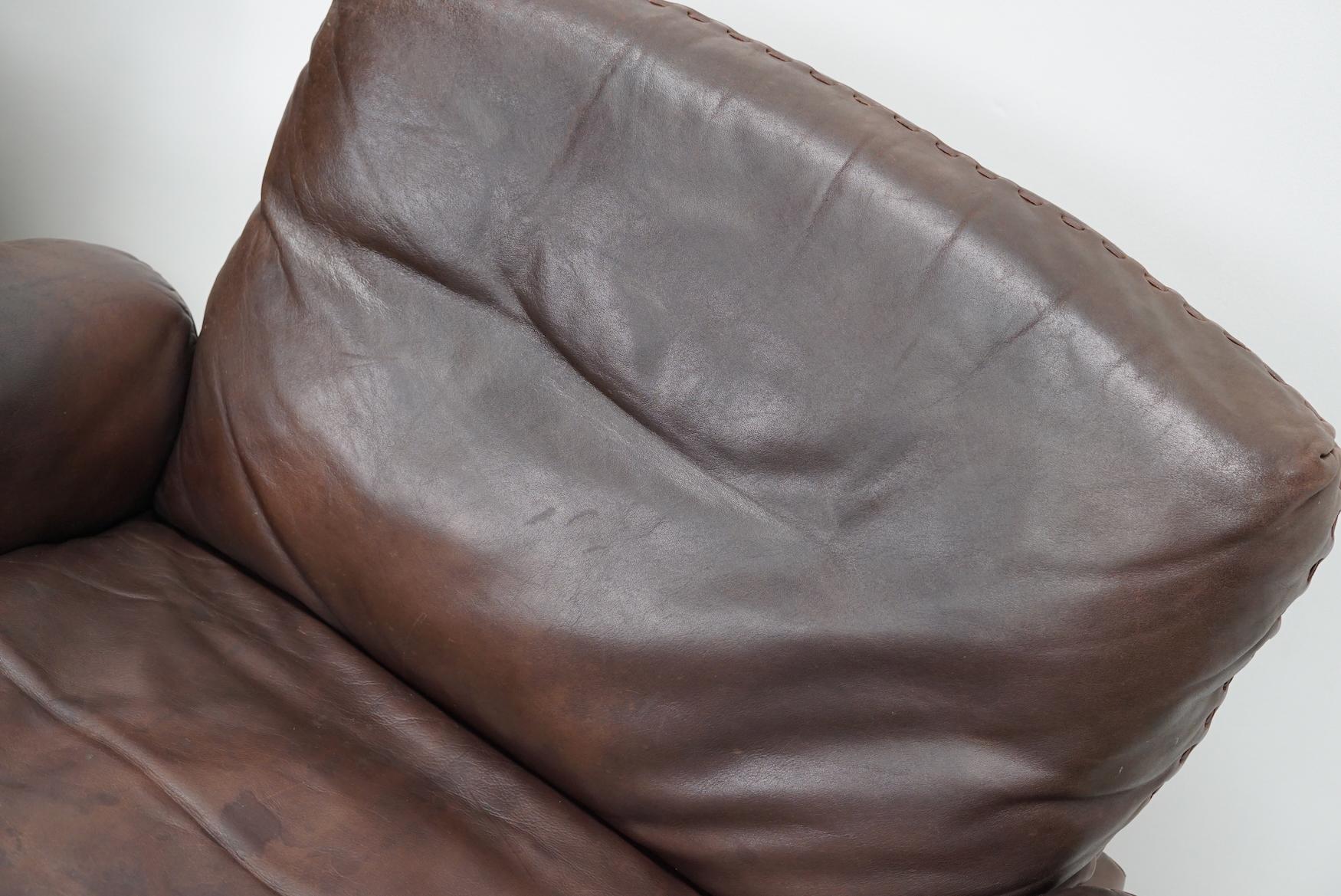 Paar Vintage De Sede DS-31 Drehsessel aus braunem Leder 1