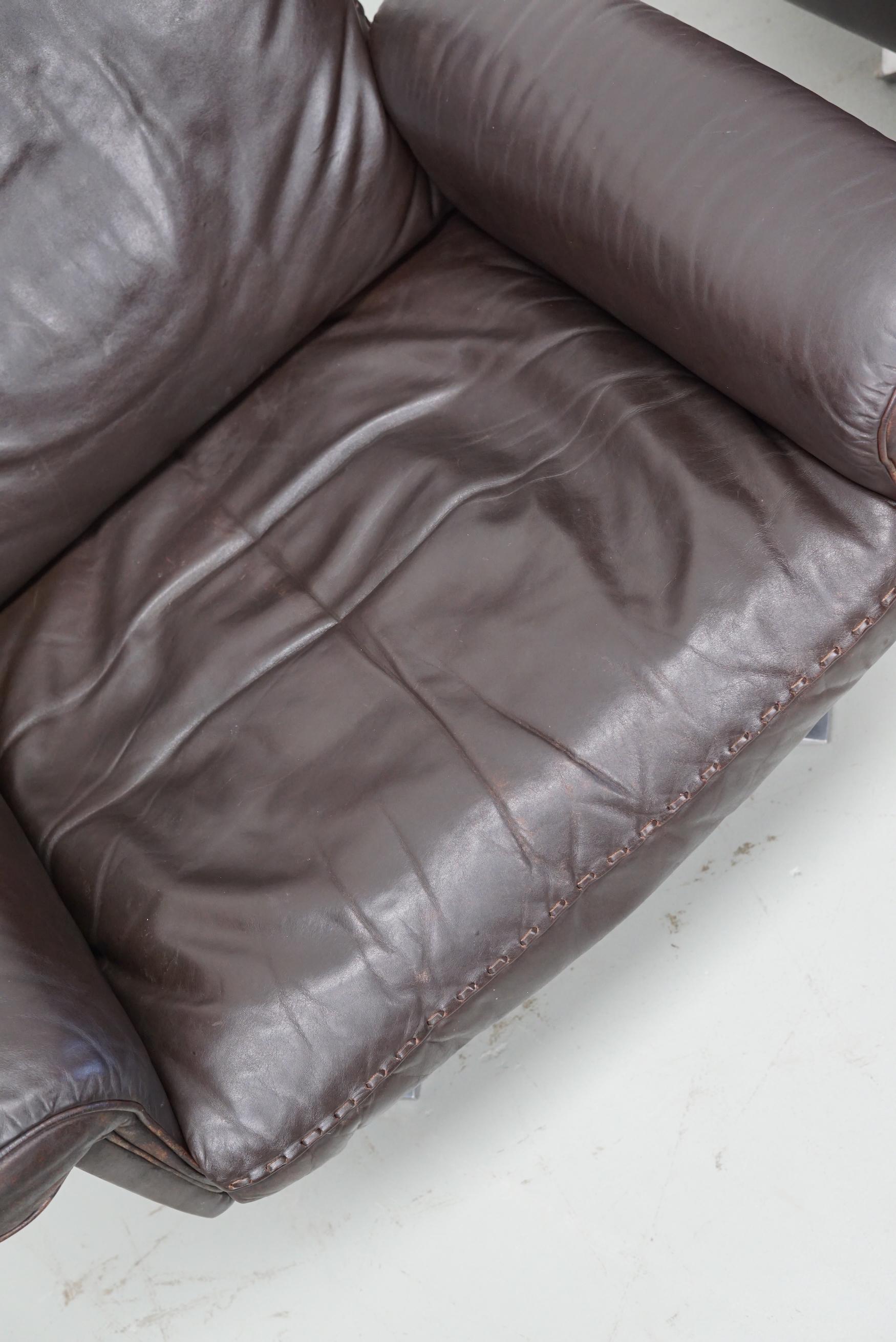 Paire de fauteuils pivotants en cuir Brown De Sede DS-31 d'époque en vente 2