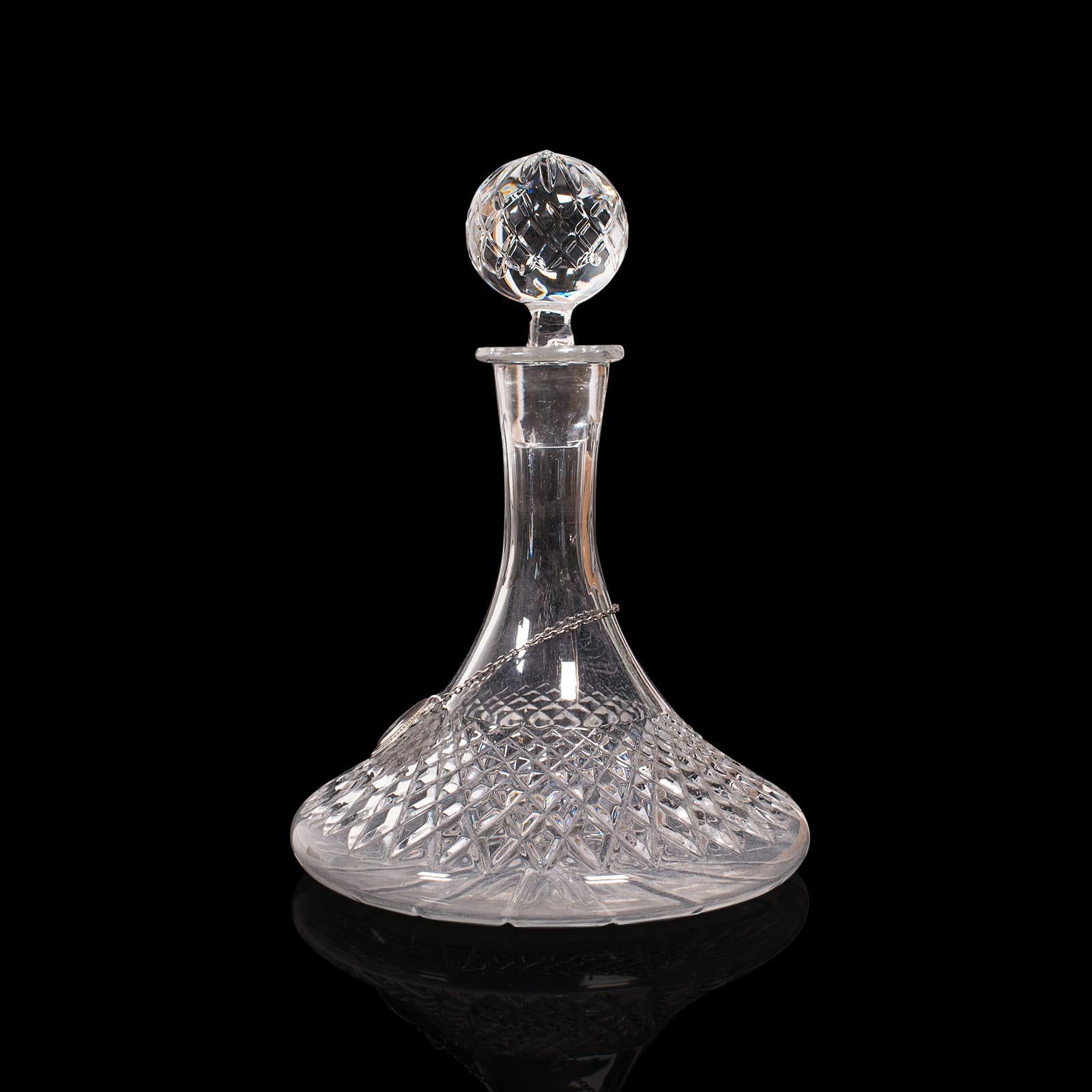 Pareja de Decantadores Vintage, Vidrio Inglés, Recipiente para Aguardiente, Etiquetas de Plata, Sello de Autor en Bueno estado para la venta en Hele, Devon, GB