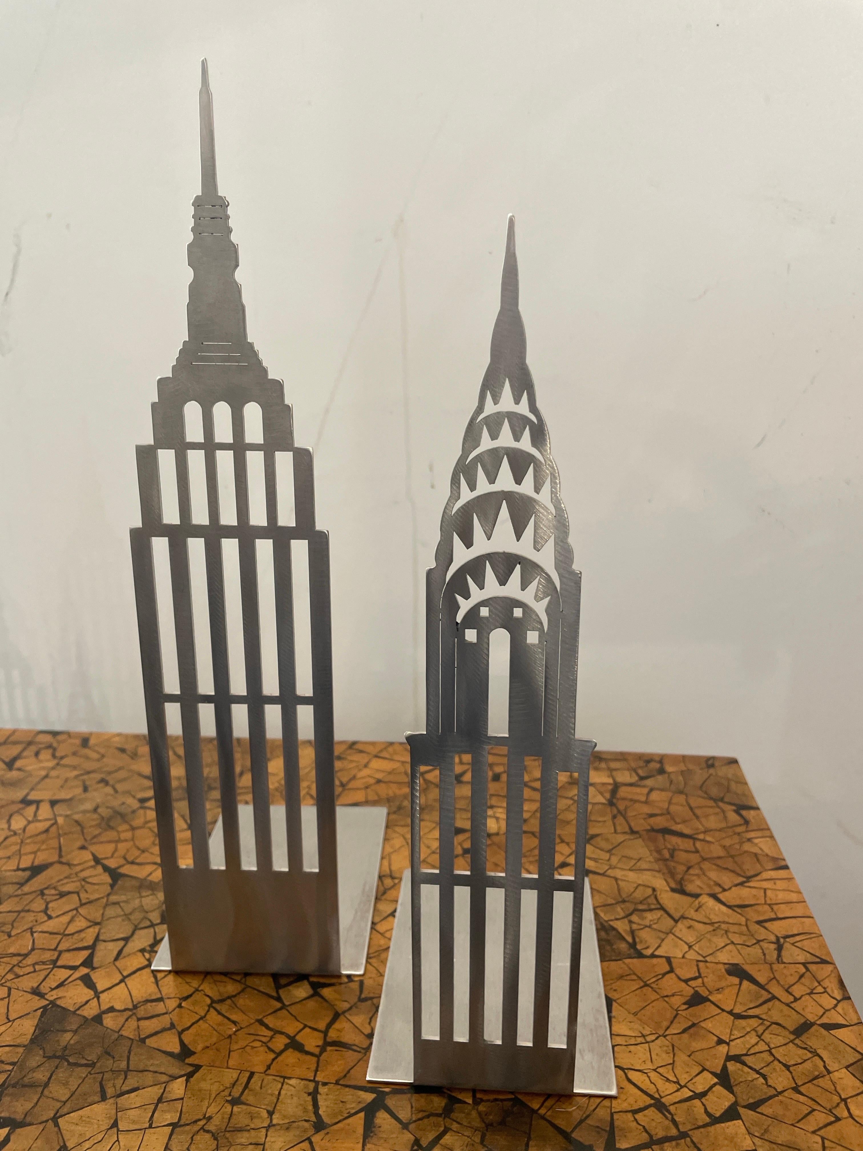 Pair of Vintage Deco Style Skyscraper Bookends In Good Condition For Sale In West Palm Beach, FL