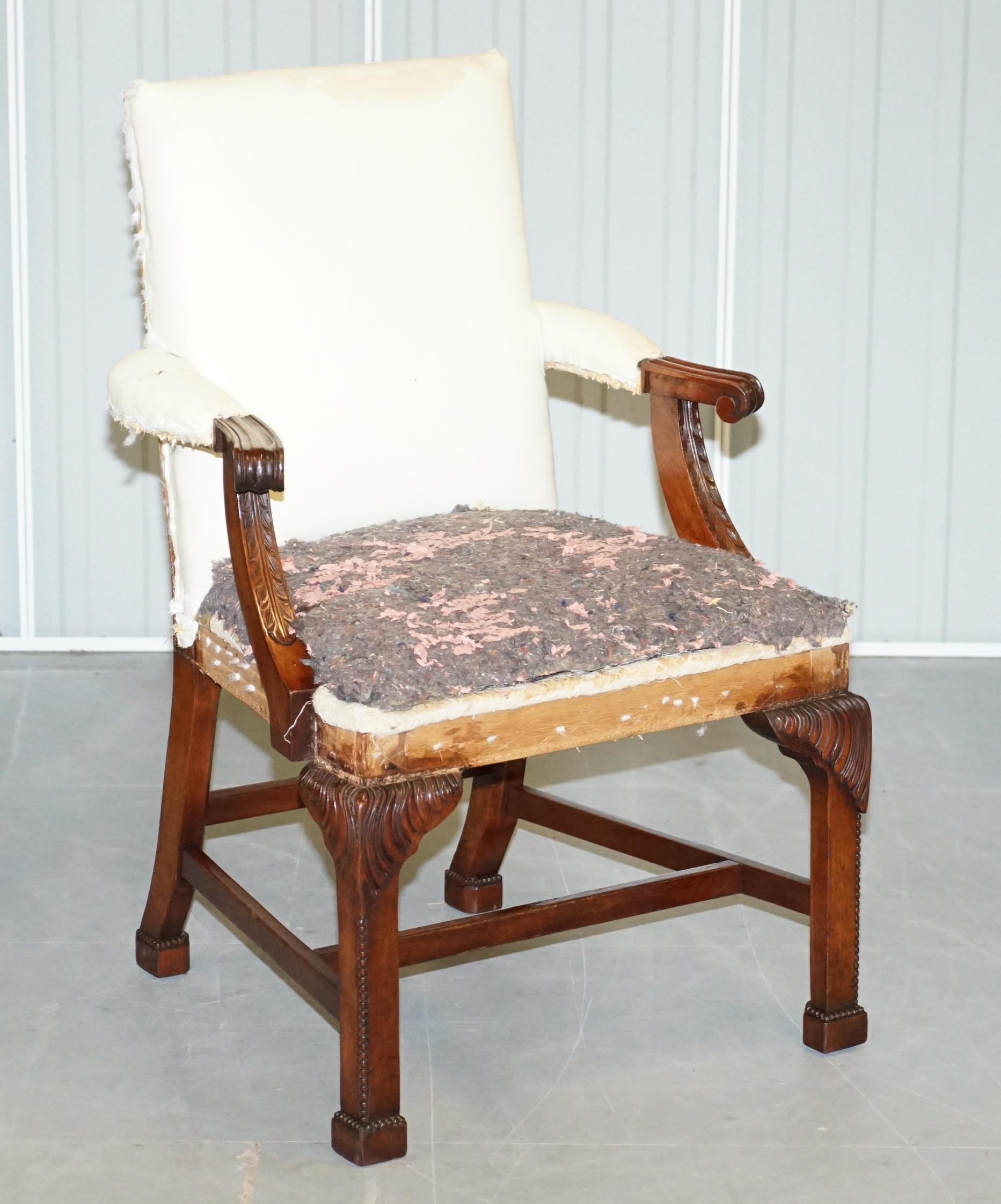 We are delighted to offer for sale this stunning pair of vintage hand carved mahogany Gainsborough armchairs which have been stripped ready for upholstery

They are an exceptional quality pair, the carving is extremely detailed on the arms and the
