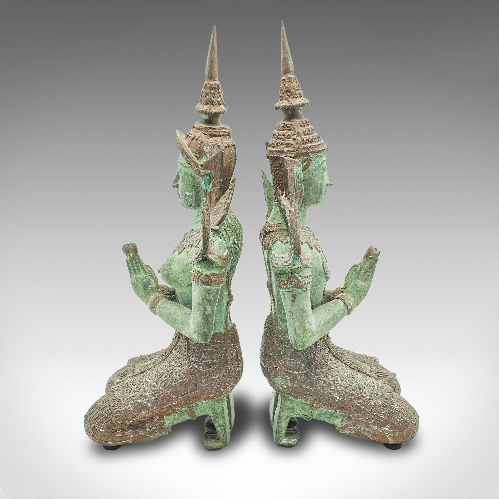 Pair Of Vintage Decorative Prayer Figures, Bronze Thai Deity, Bookends, Art Deco In Good Condition For Sale In Hele, Devon, GB