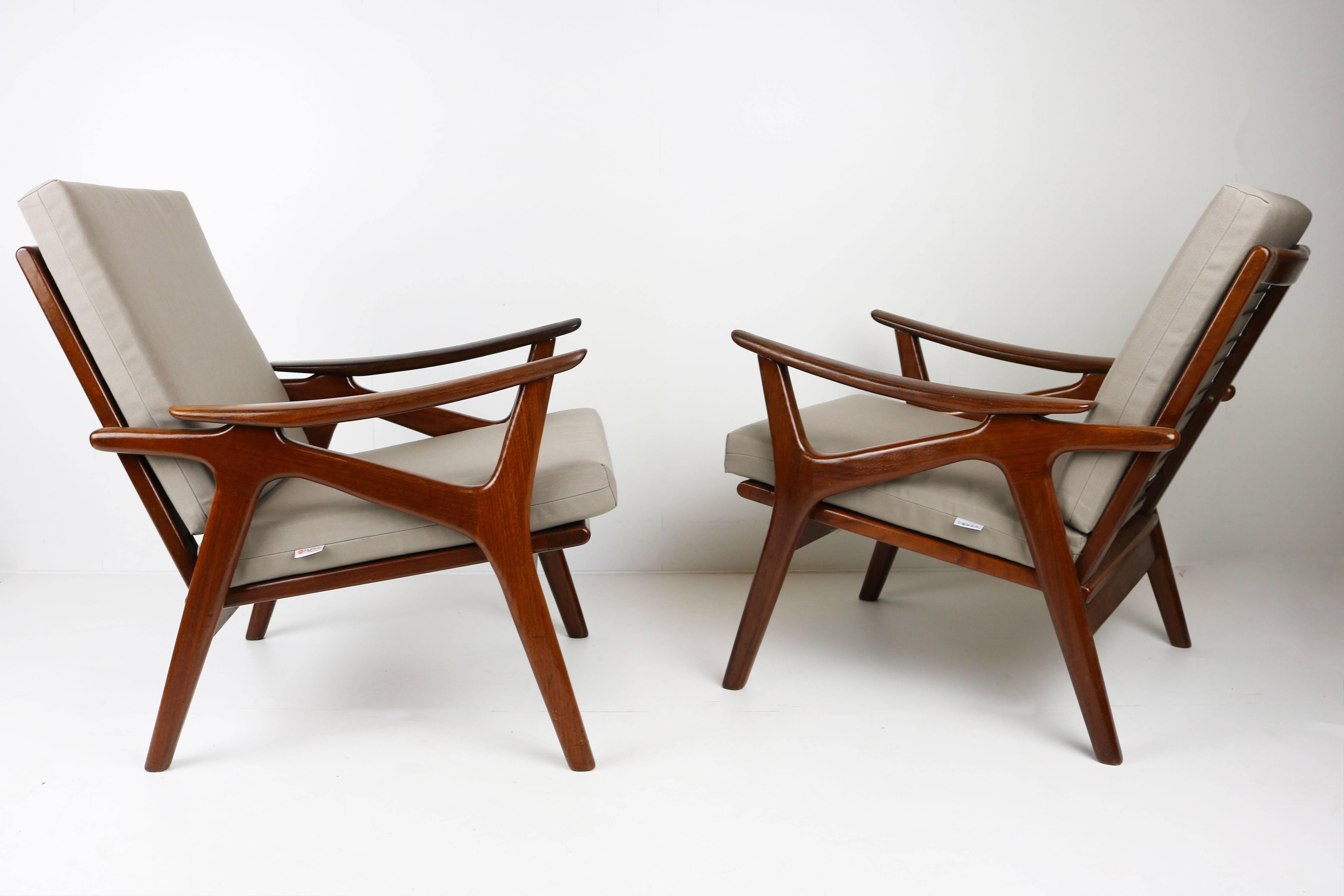 Mid-Century Modern Pair of Vintage Design Lounge Chairs by De Ster Gelderland Teak Brown Grey, 1960