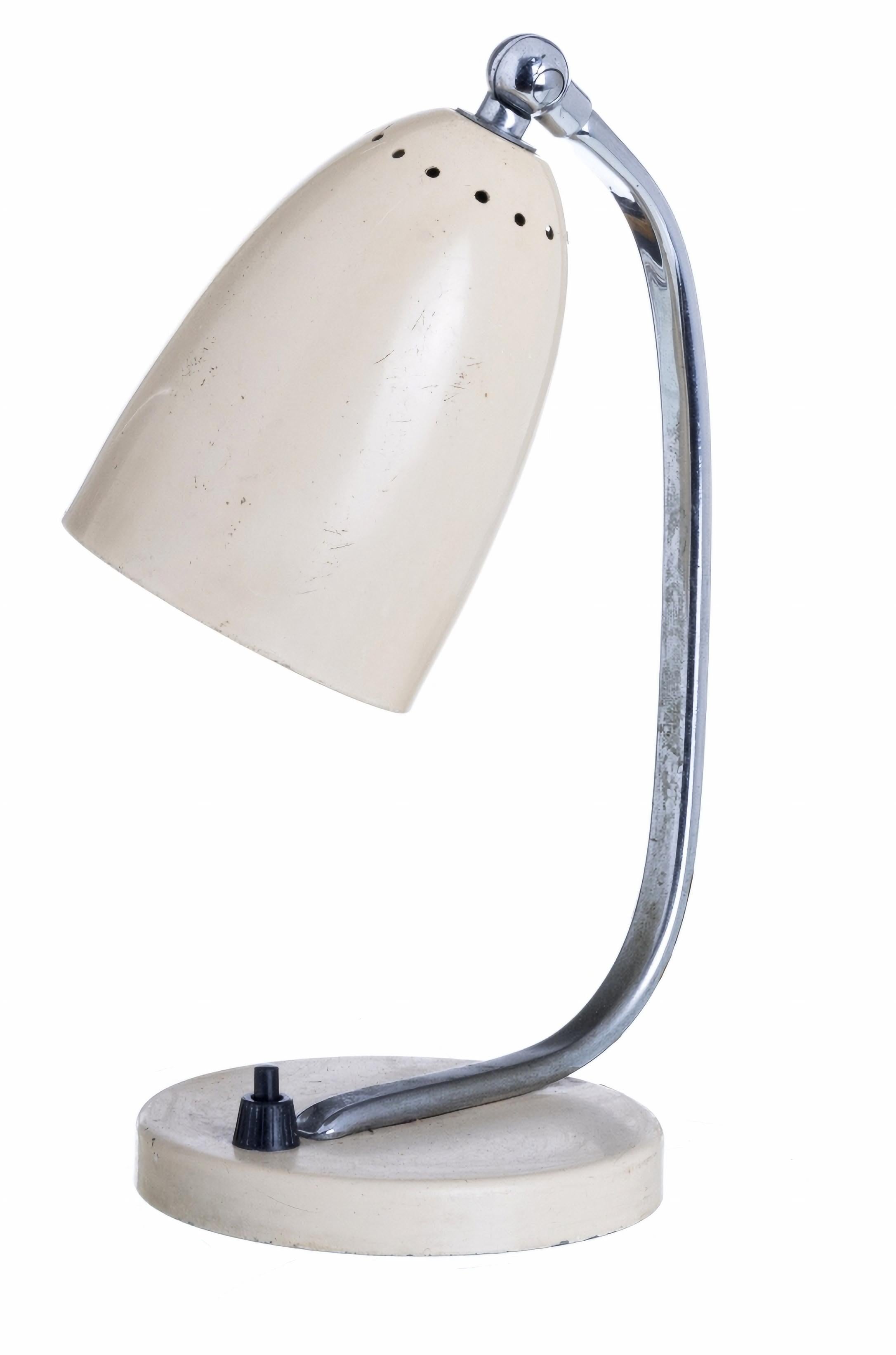 Moderne PAIRE DE LAMPES DE BUREAU VINTAGE  L'Europe du 20e siècle en vente