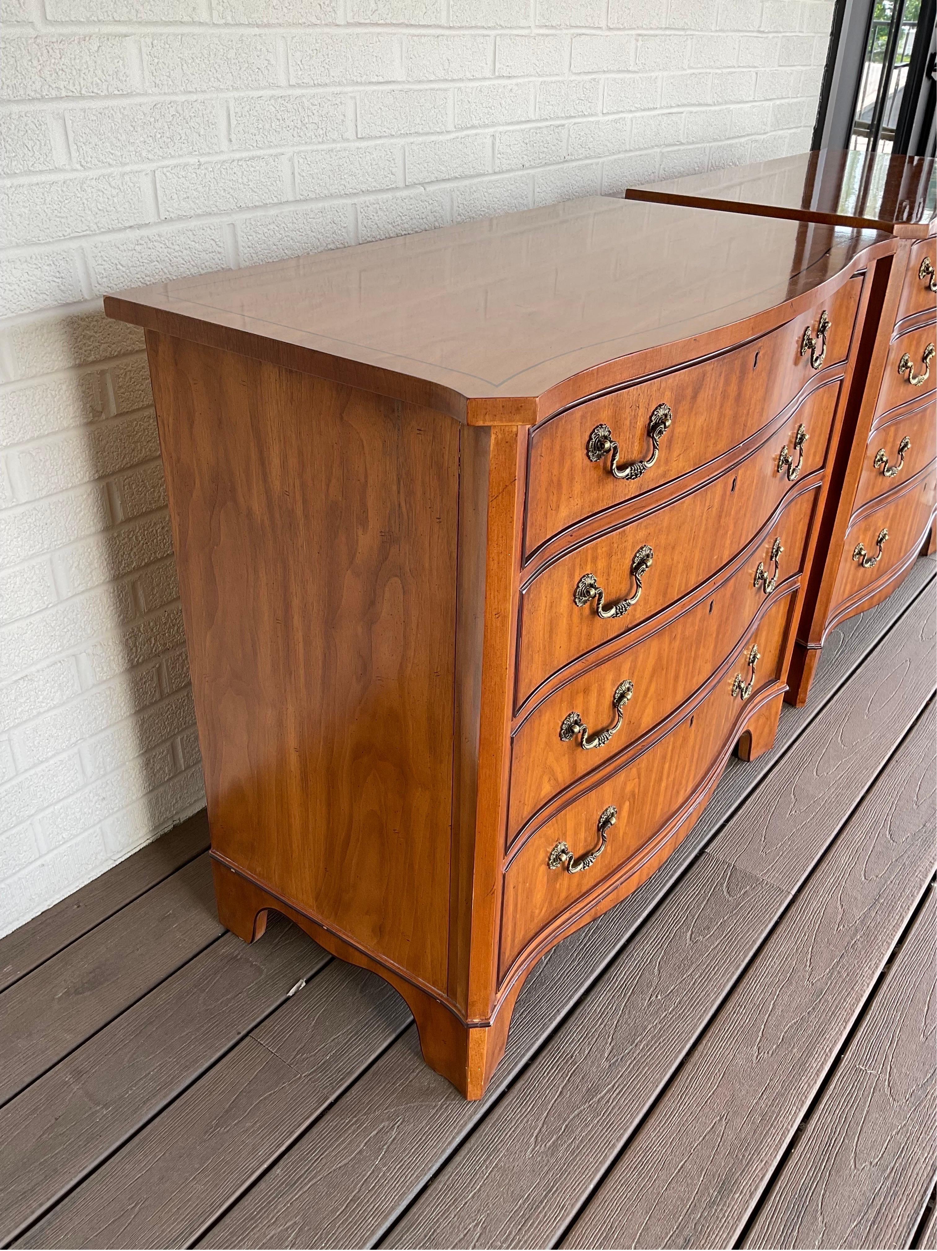 Pair of Vintage Devoncourt Bachelor Chests from Drexel 2
