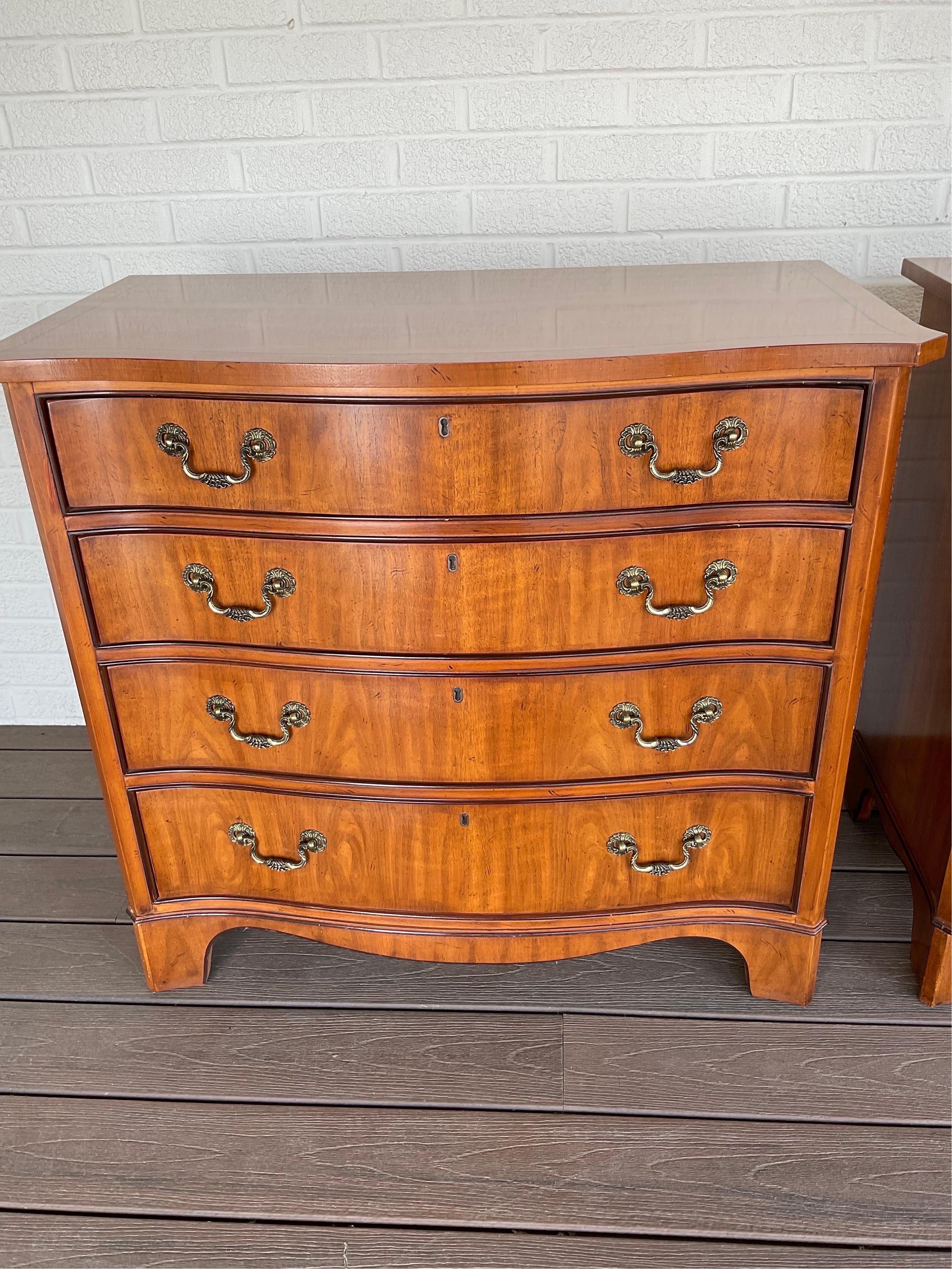 British Colonial Pair of Vintage Devoncourt Bachelor Chests from Drexel
