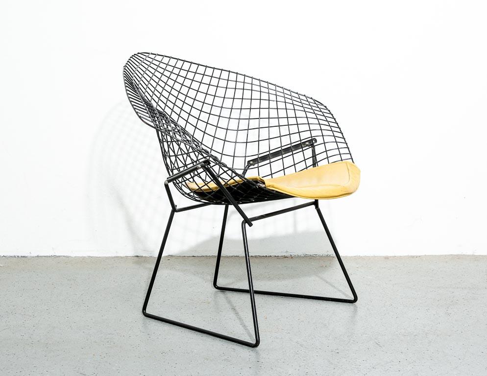 Mid-20th Century Pair of Vintage Diamond Chairs by Harry Bertoia for Knoll