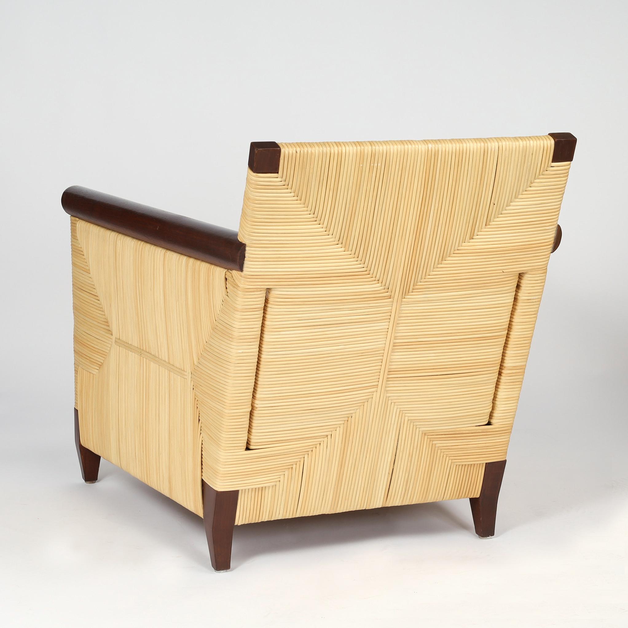 Pareja de sillas Donghia Club Vintage diseñadas por John Hutton en venta 1