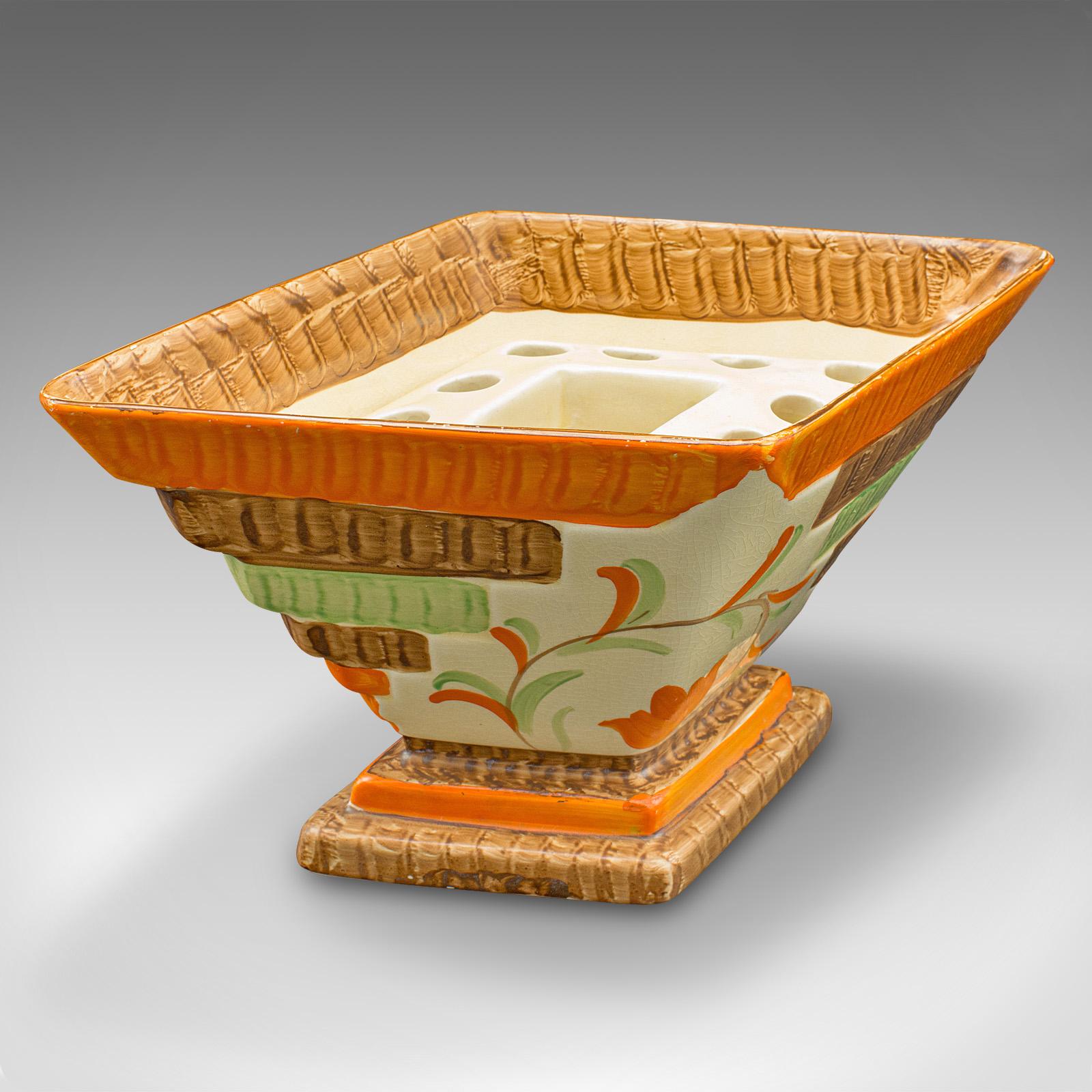 Paar Vintage-Blumenvasen aus getrockneter Keramik, englisch, handbemalt, Art déco, Art déco (Britisch) im Angebot