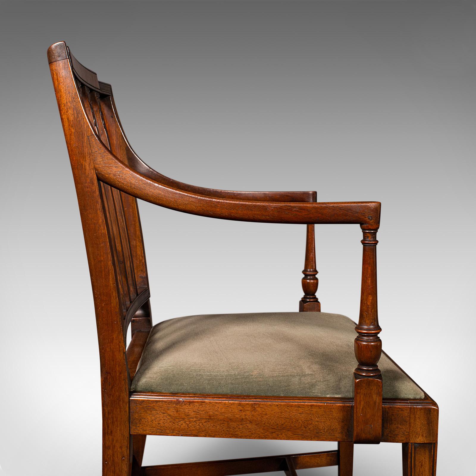 Legno Coppia di sedie a gomito d'epoca, francesi, Sheraton Revival, poltrona, gusto Sheraton in vendita