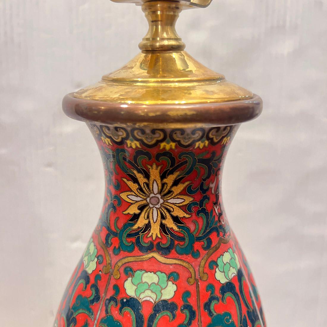 Turc Paire de lampes vintage en émail en vente