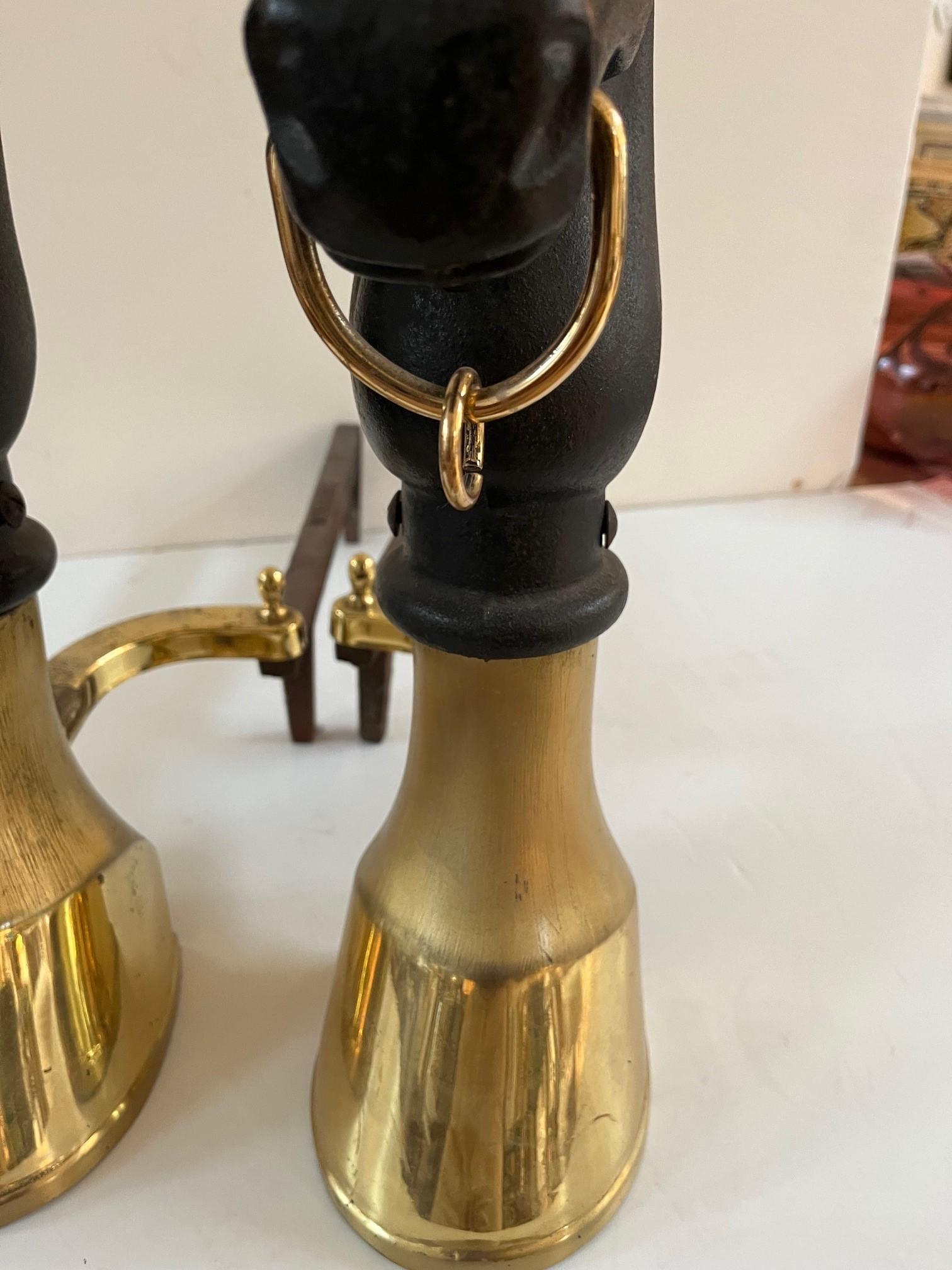 Pair of Vintage English Equestrian Horse heads and Brass Hoof Andirons In Good Condition For Sale In Los Angeles, CA