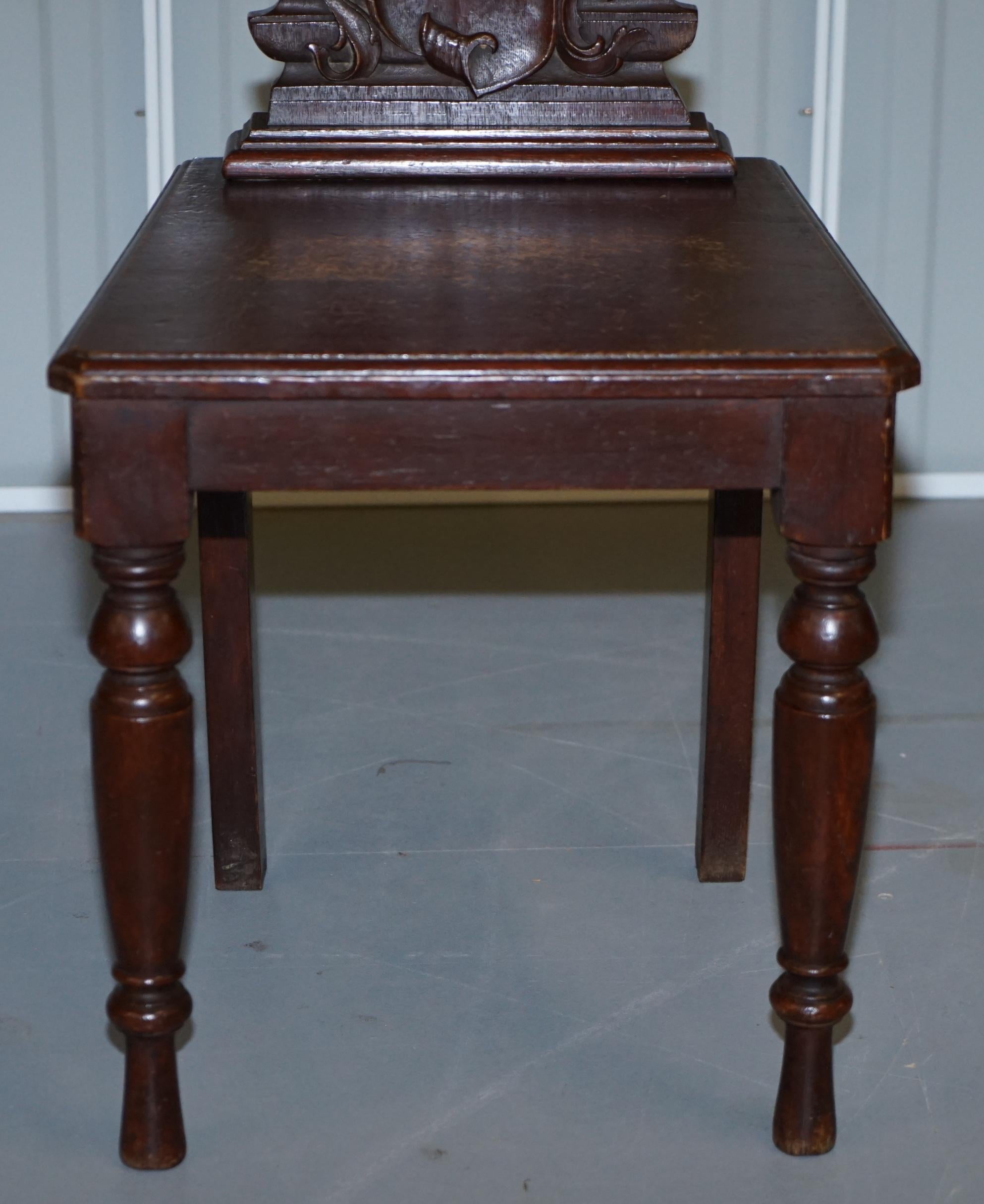 Pair of Vintage English Oak Occasional Hall Chairs Depicting King & Gentleman 13