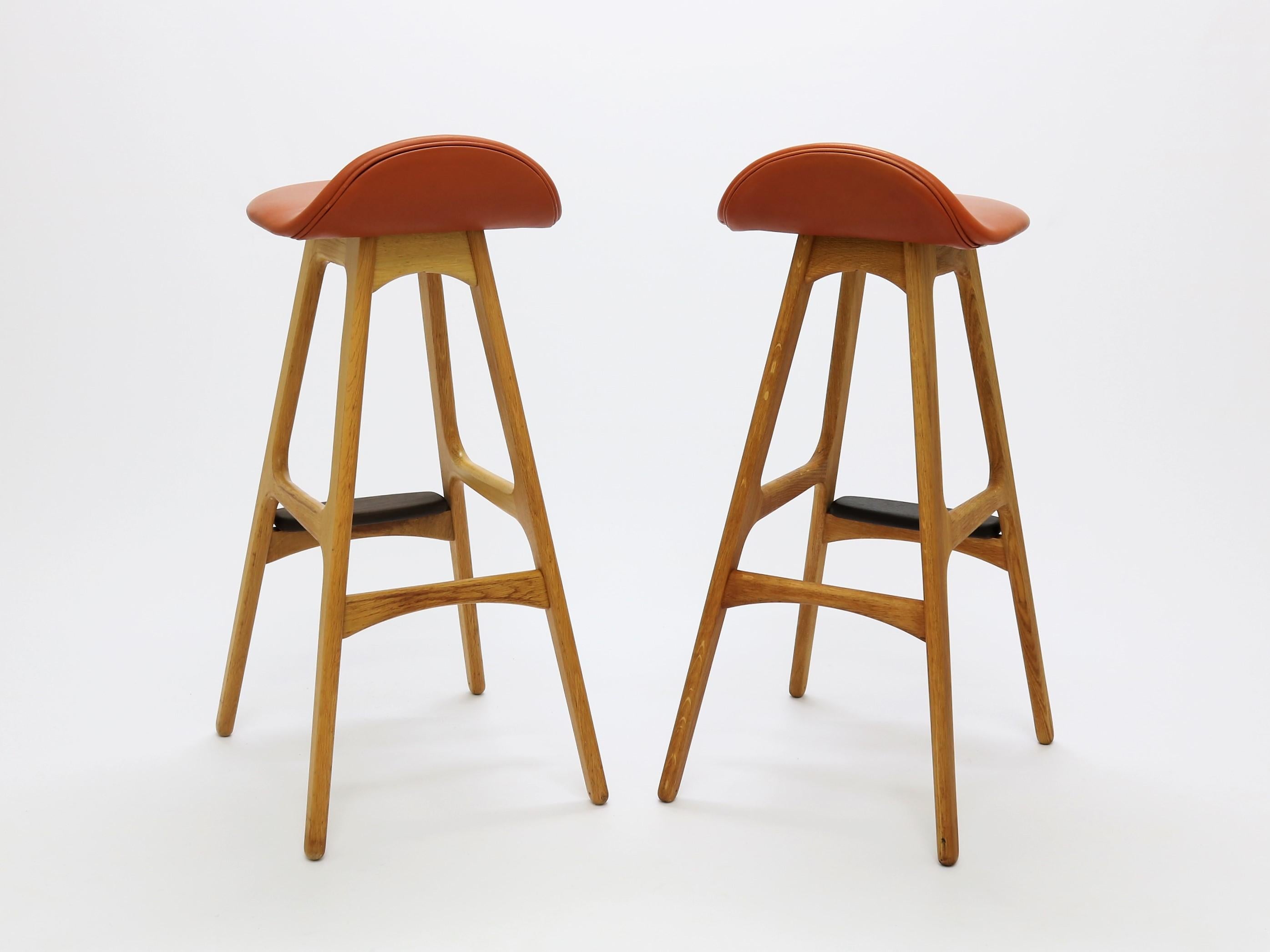 Mid-Century Modern Scandinavian Modern Erik Buch Bar Stools Model OD61 in Oak and Rosewood