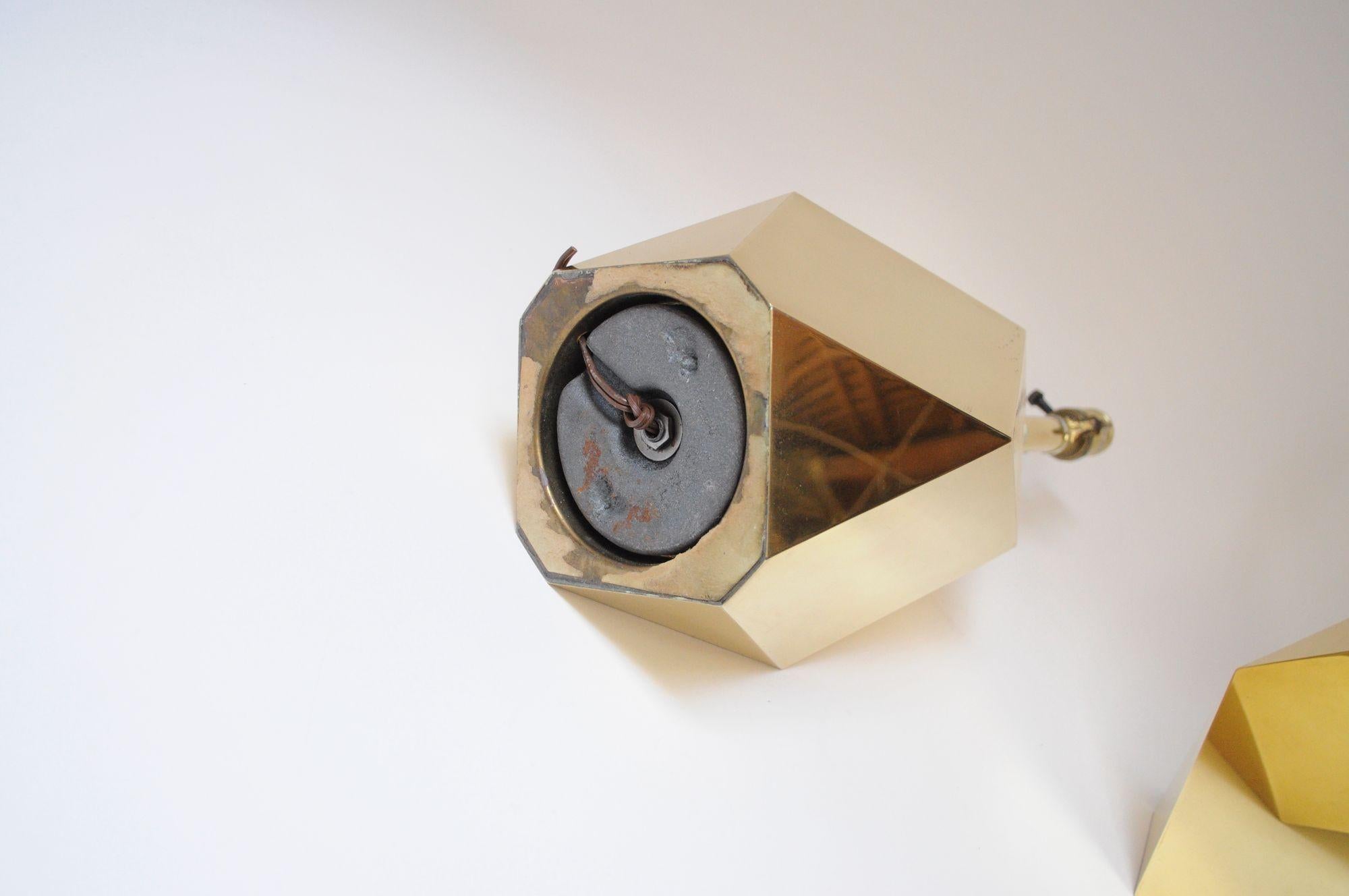 Pair of Vintage Faceted Geometric Solid Brass Table Lamps For Sale 1