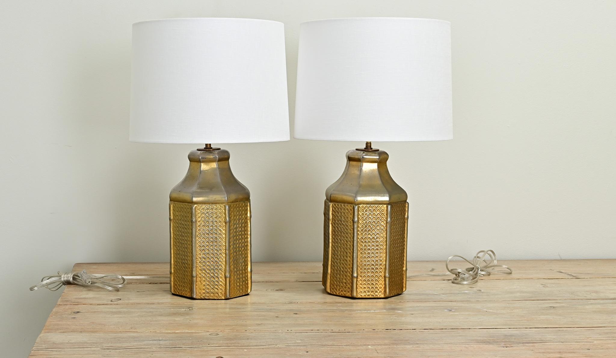 Pair of Vintage Faux Cane & Bamboo Lamps For Sale 3