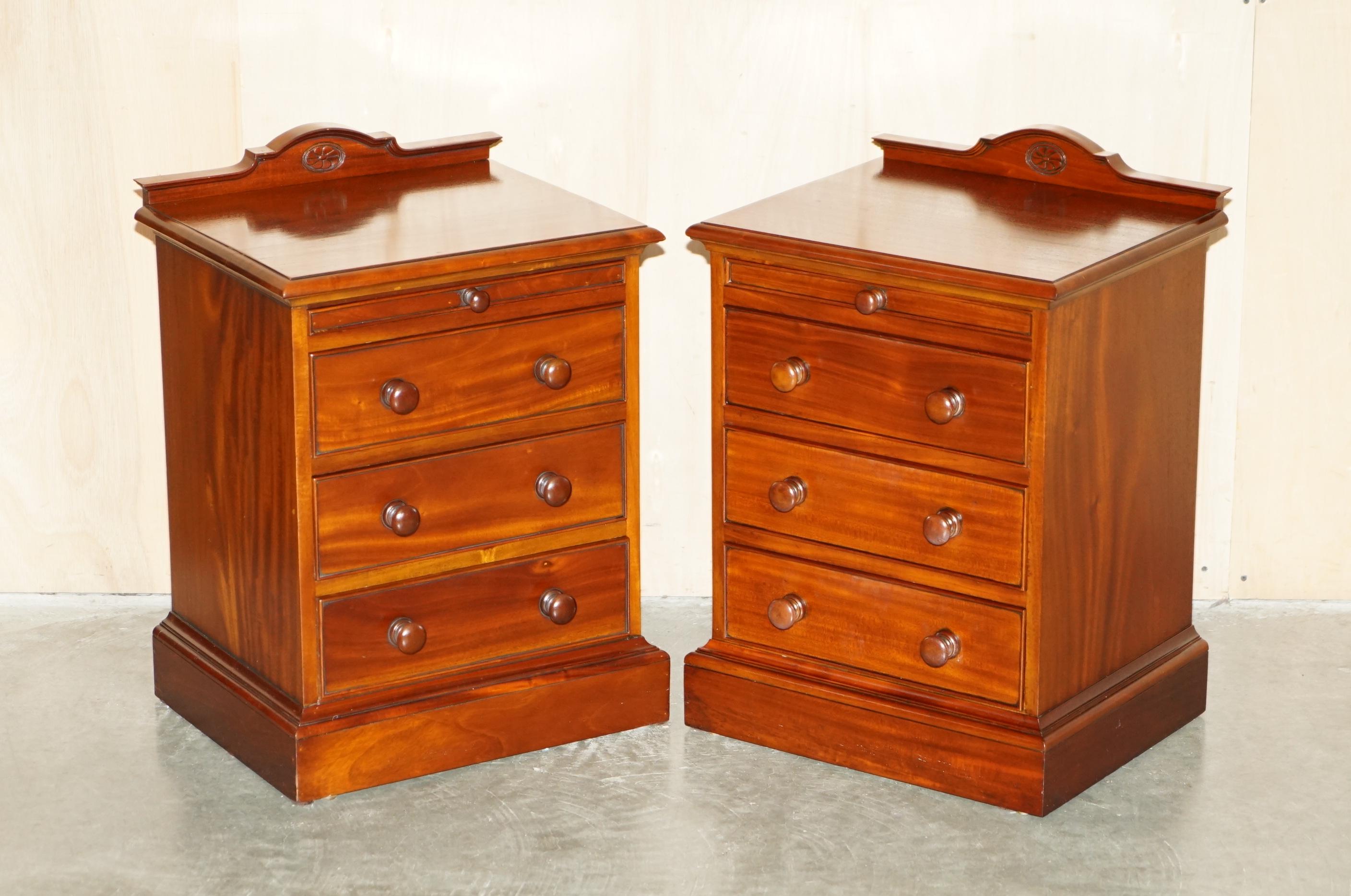 Royal House Antiques

Royal House Antiques is delighted to offer for sale this absolutely stunning pair of vintage circa 1920-1940 flamed mahogany bedside table chests of drawers with slip serving trays 

Please note the delivery fee listed is just