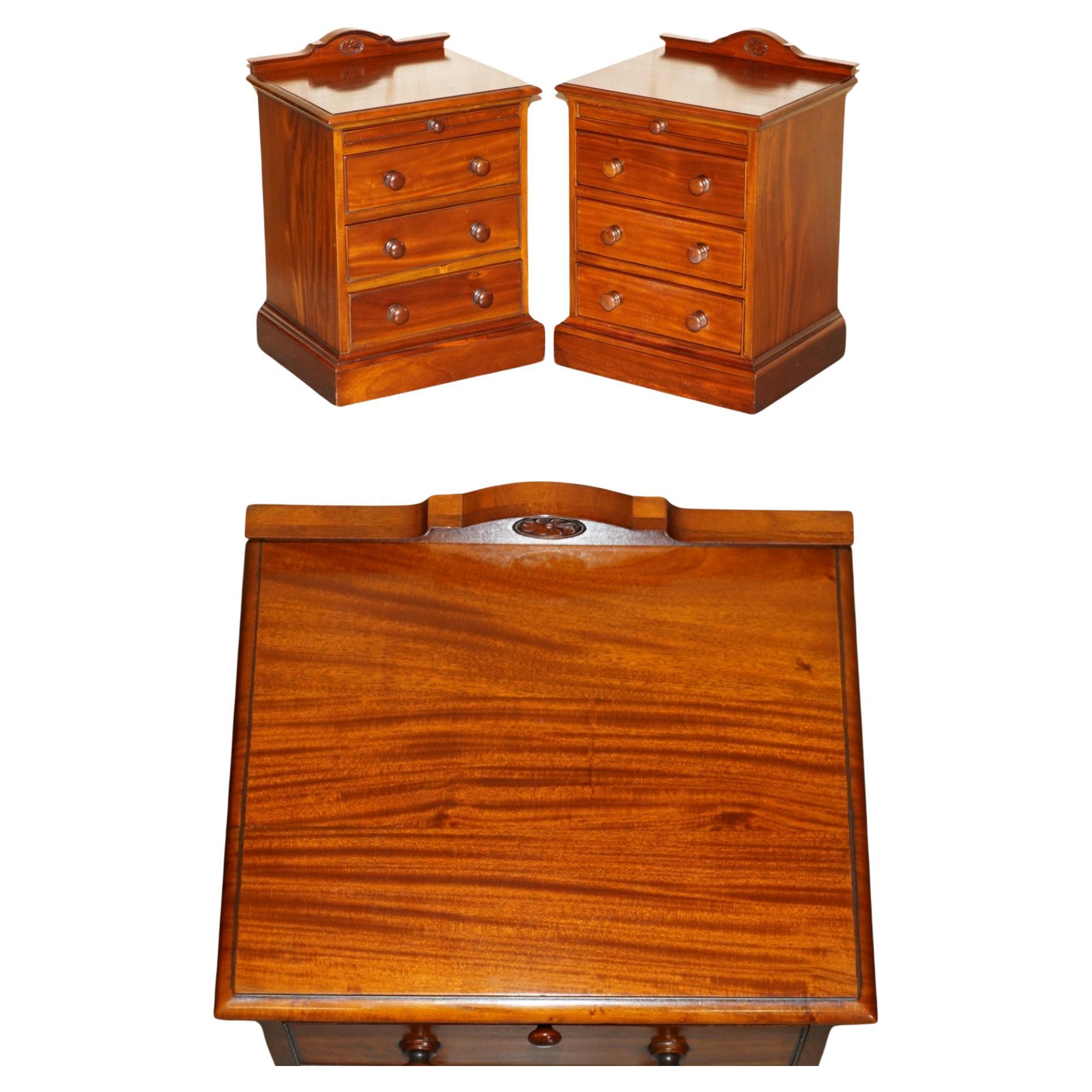 PAIR OF VINTAGE FLAMED HARDWOOD BEDSIDE TABLE NiGHTSTAND DRAWERS PART SUITE For Sale