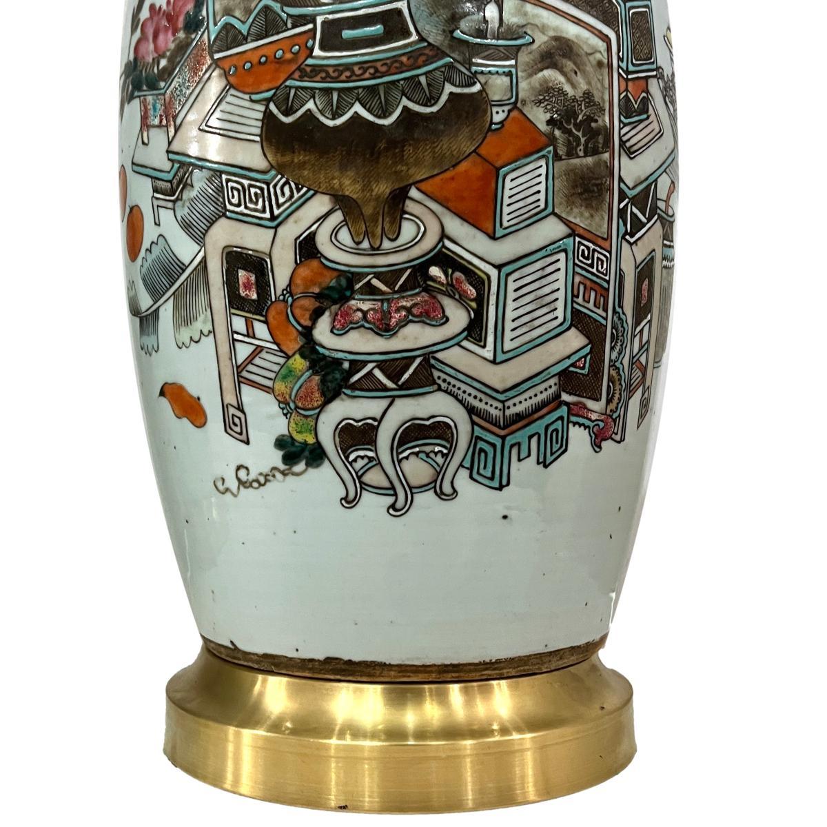 Milieu du XXe siècle Paire de lampes vintage en porcelaine à fleurs en vente